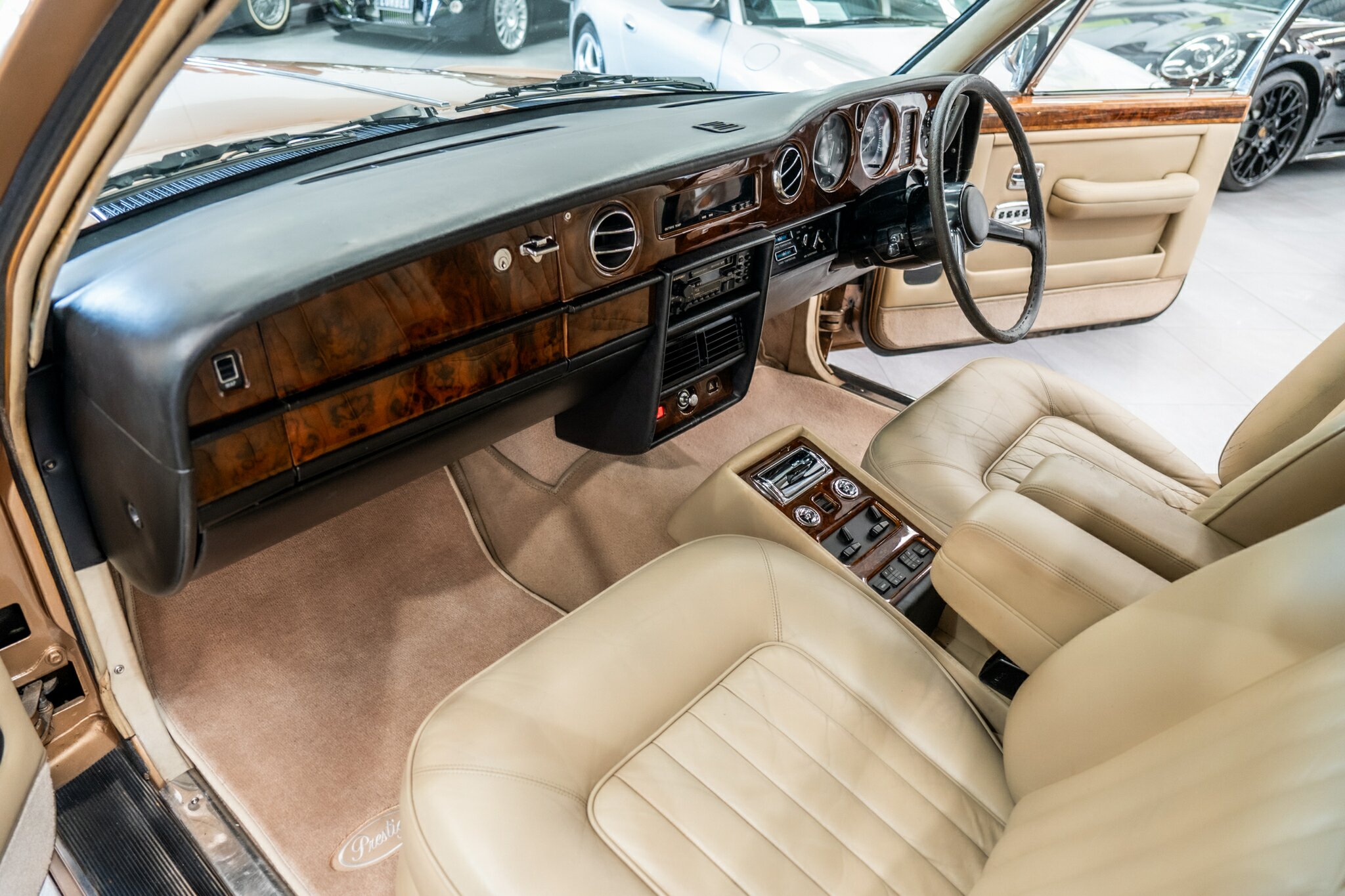 1982 BENTLEY MULSANNE 3 SP AUTOMATIC 4D SALOON