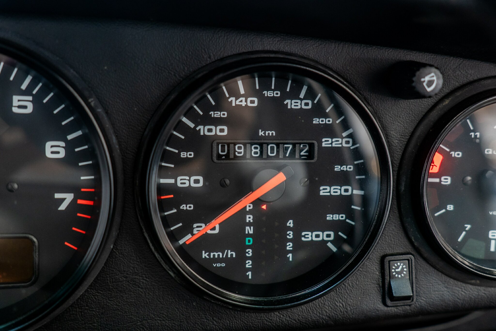 1995 PORSCHE 911 CARRERA 4 SP AUTOMATIC TIPTRONIC 2D COUPE