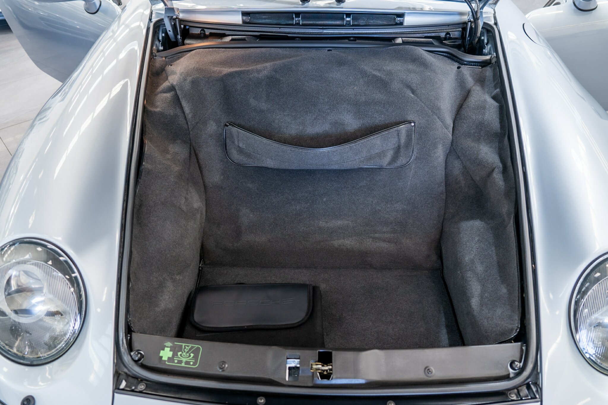 1995 PORSCHE 911 CARRERA 4 SP AUTOMATIC TIPTRONIC 2D COUPE