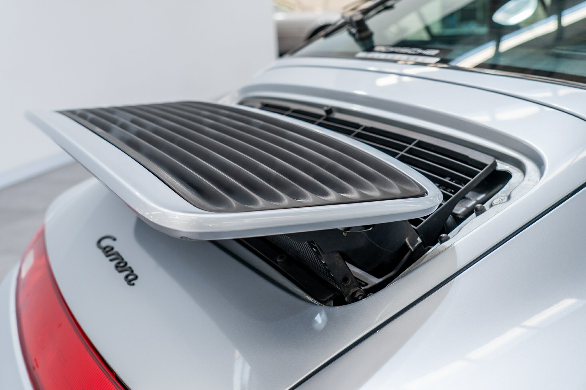 1995 PORSCHE 911 CARRERA 4 SP AUTOMATIC TIPTRONIC 2D COUPE