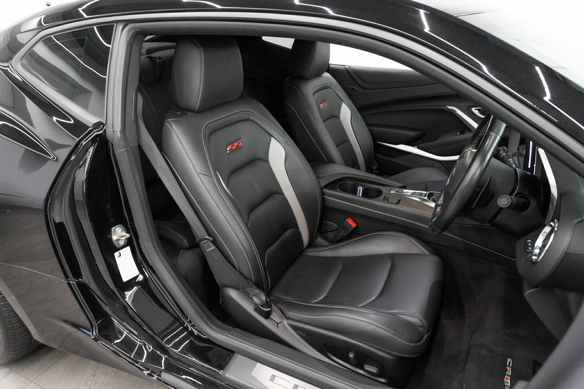 2019 CHEVROLET CAMARO 1AL37 MY19 2SS 6 SP MANUAL SEDAN