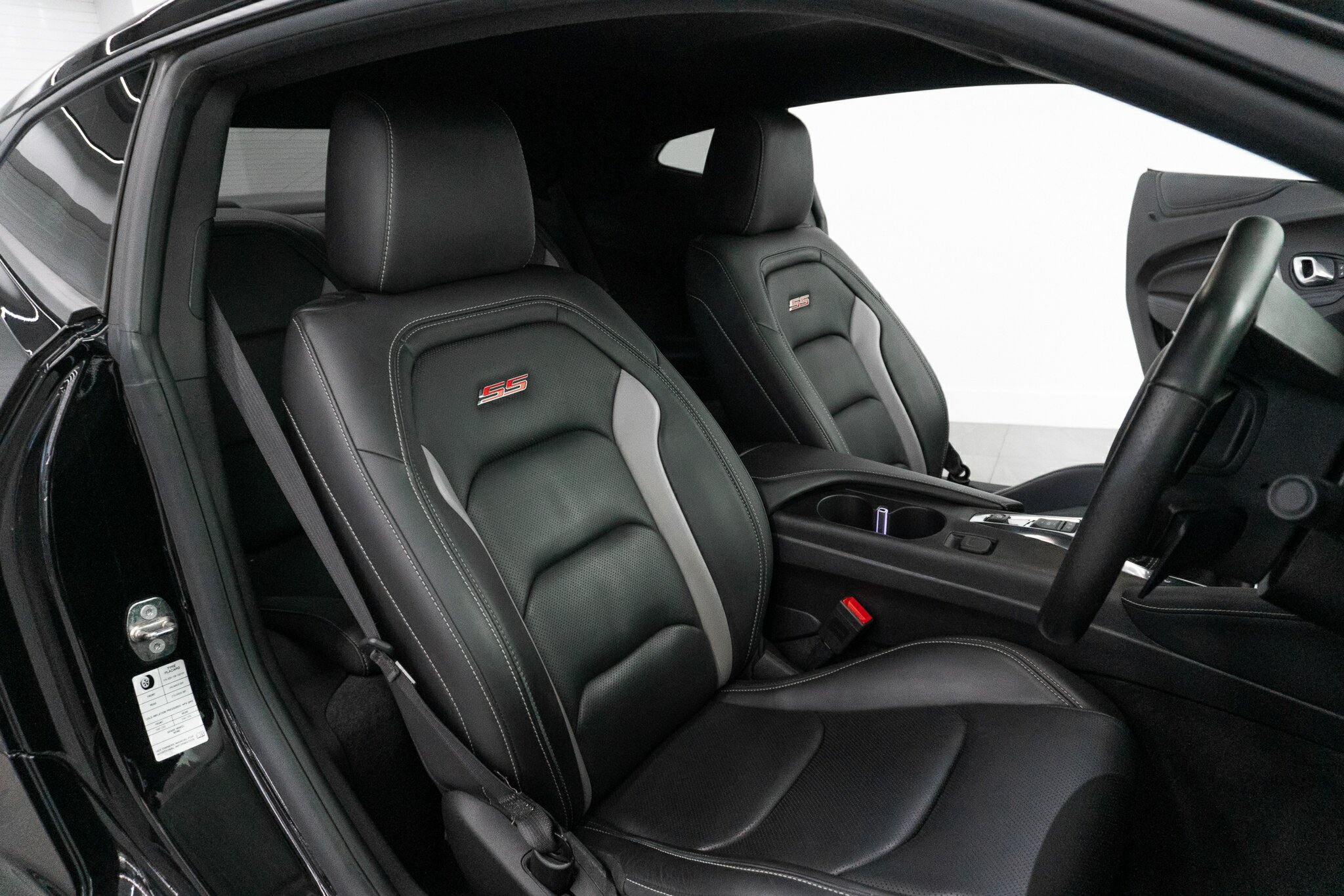 2019 CHEVROLET CAMARO 1AL37 MY19 2SS 6 SP MANUAL SEDAN