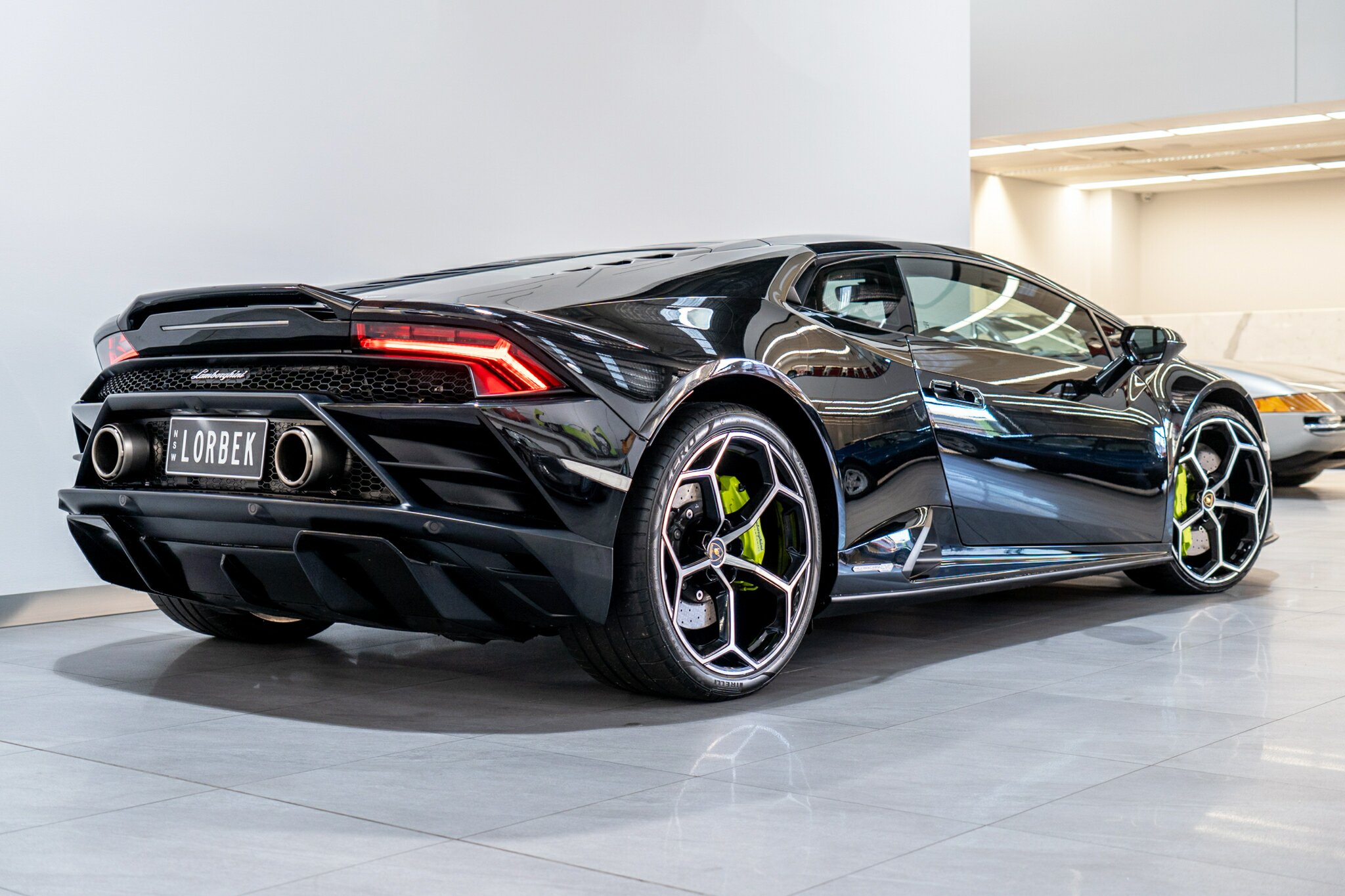 2021 LAMBORGHINI HURACAN 724 MY21 EVO RWD 7 SP AUTO DUAL CLUTCH SEDAN
