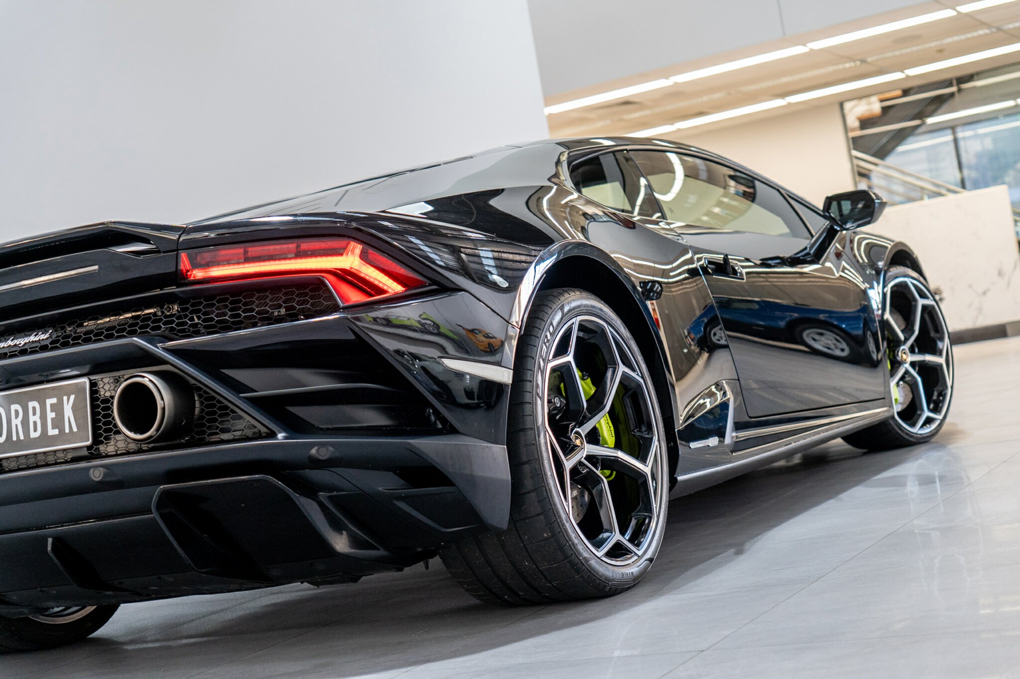 2021 LAMBORGHINI HURACAN 724 MY21 EVO RWD 7 SP AUTO DUAL CLUTCH SEDAN