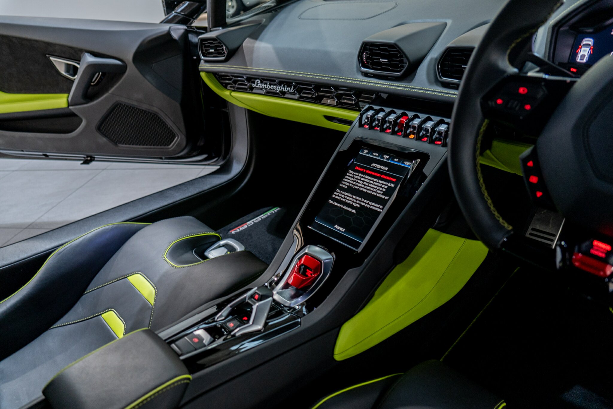 2021 LAMBORGHINI HURACAN 724 MY21 EVO RWD 7 SP AUTO DUAL CLUTCH SEDAN