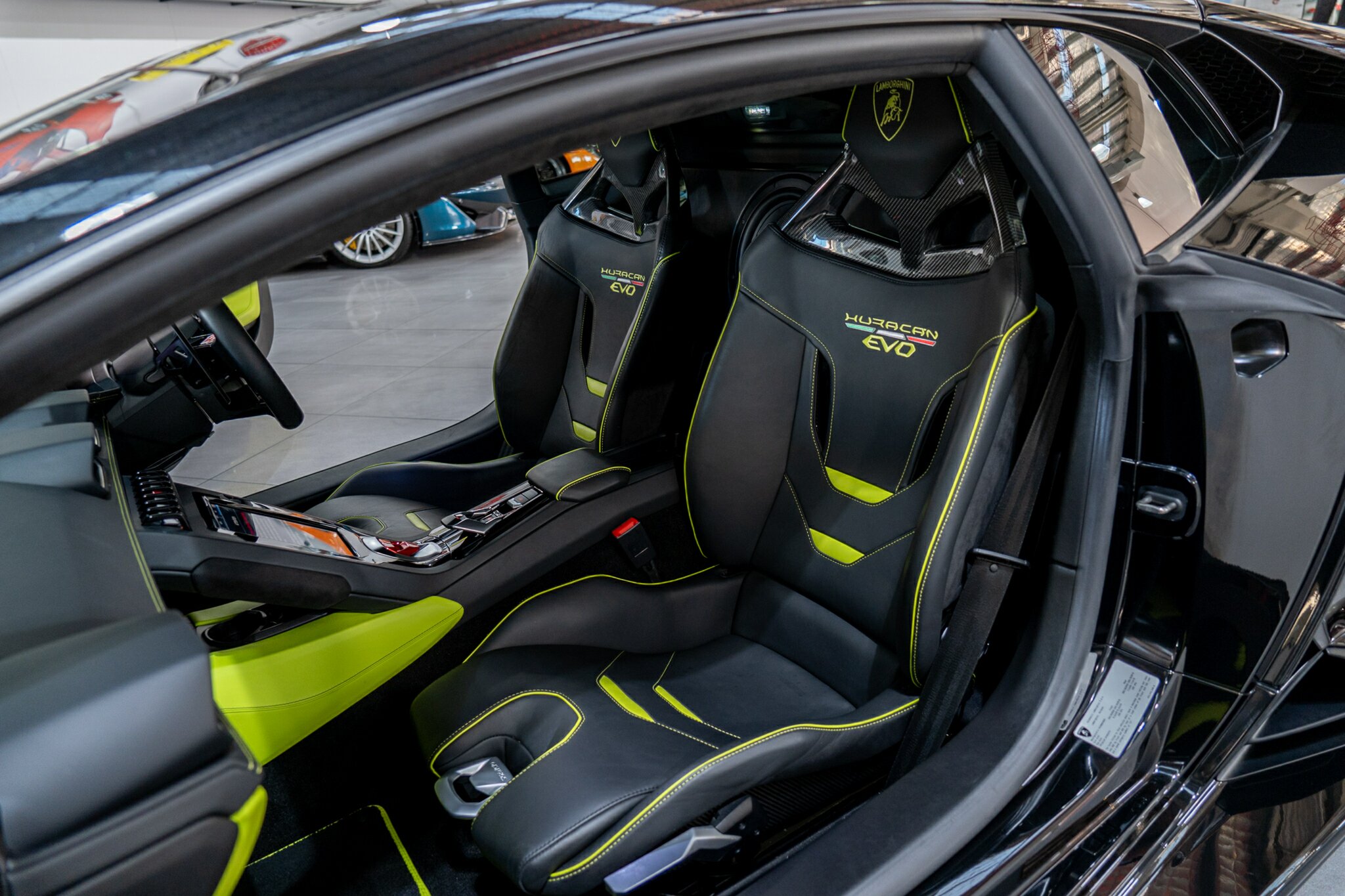 2021 LAMBORGHINI HURACAN 724 MY21 EVO RWD 7 SP AUTO DUAL CLUTCH SEDAN
