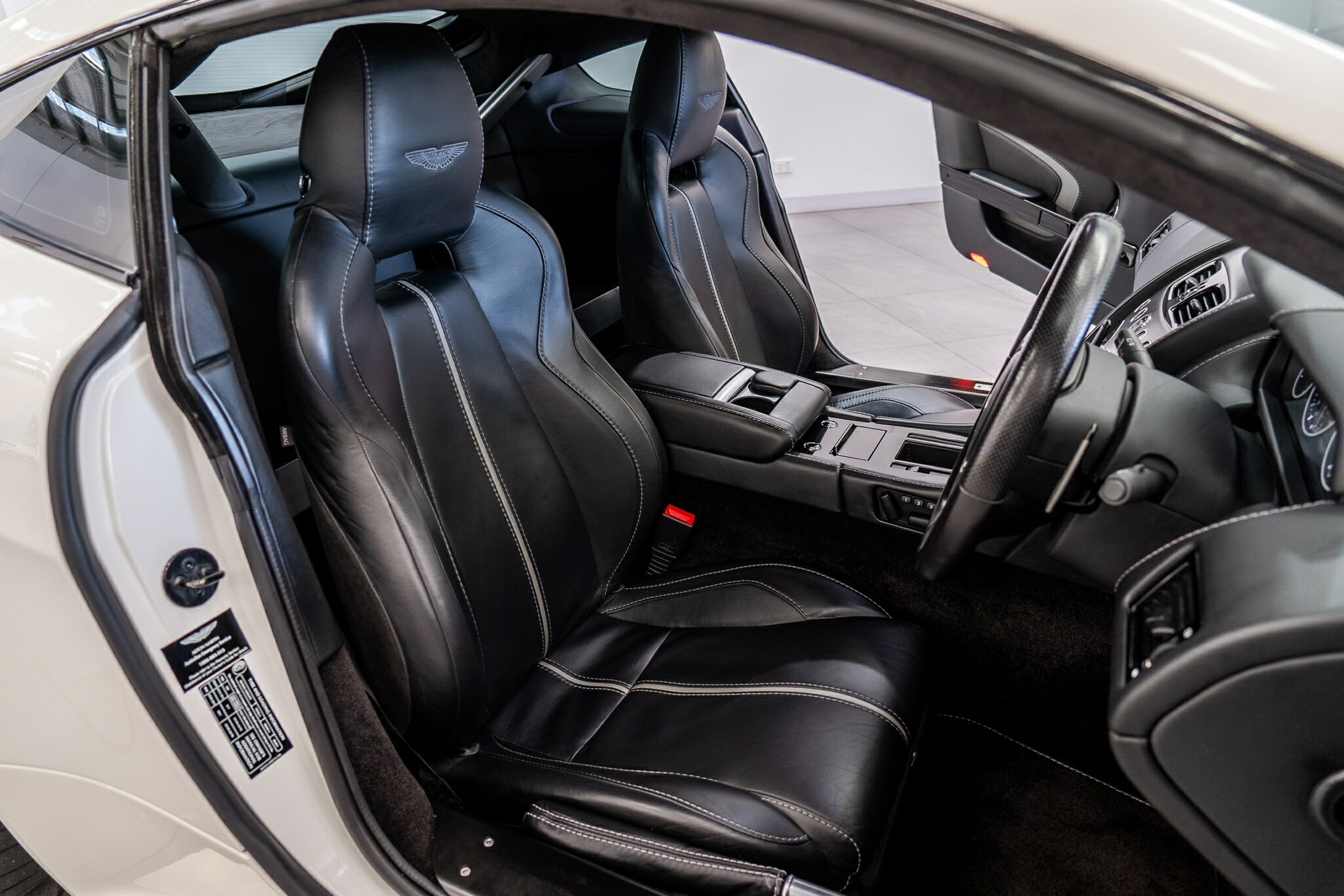 2015 ASTON MARTIN V12 VANTAGE S 7 SP AUTOMATIC 2D COUPE