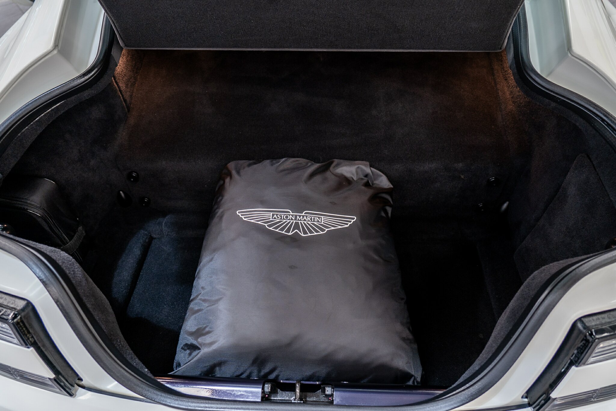 2015 ASTON MARTIN V12 VANTAGE S 7 SP AUTOMATIC 2D COUPE