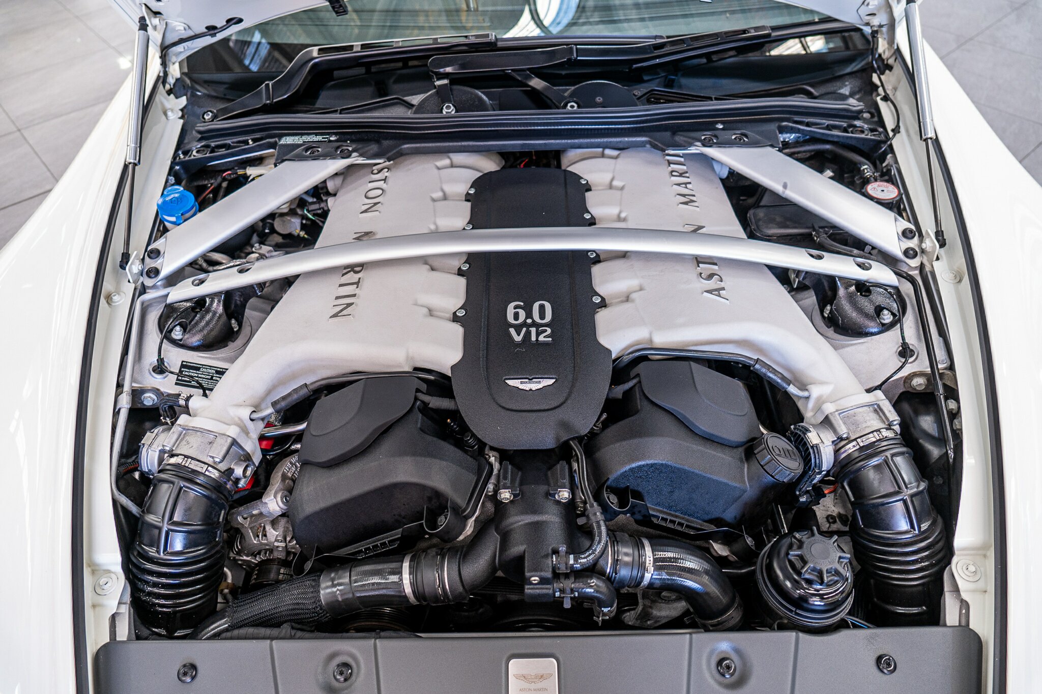 2015 ASTON MARTIN V12 VANTAGE S 7 SP AUTOMATIC 2D COUPE