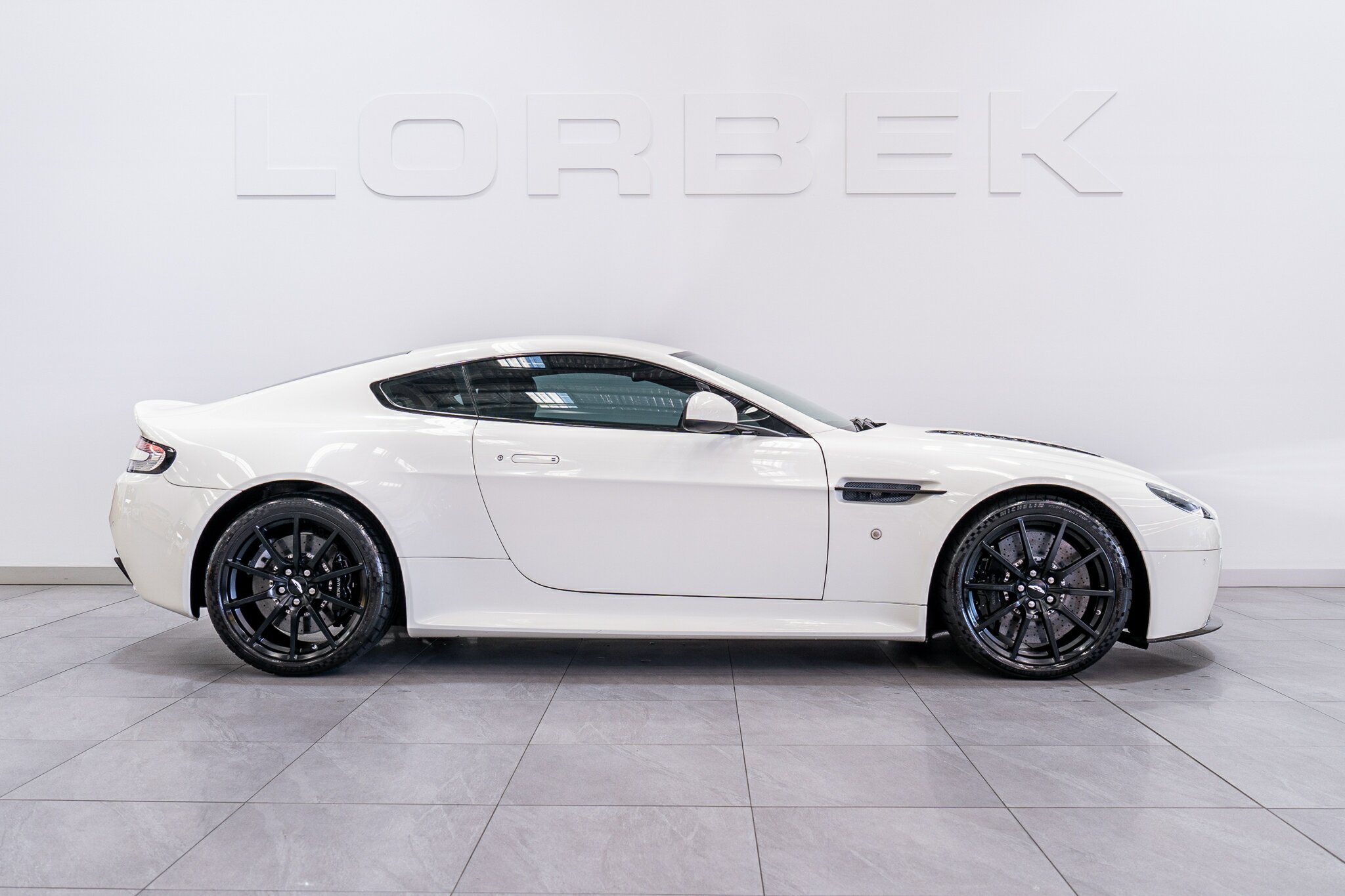 2015 ASTON MARTIN V12 VANTAGE S 7 SP AUTOMATIC 2D COUPE