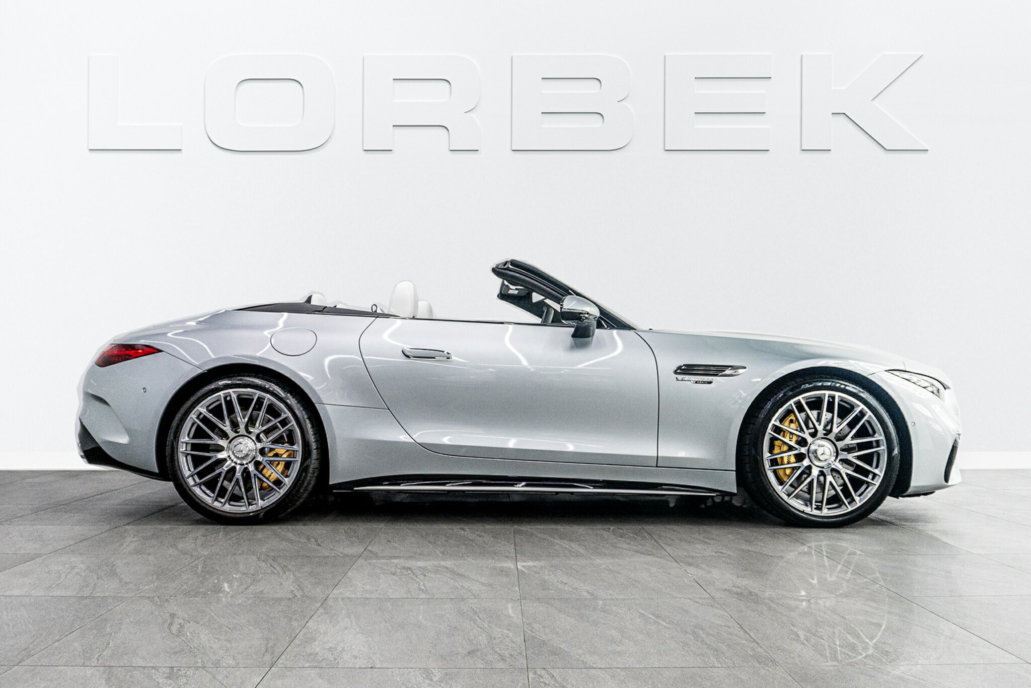 2023 MERCEDES-AMG SL R232 MY23.5 63 4MATIC+ 9 SP AUTO MULTI CLUTCH 2D ROADSTER