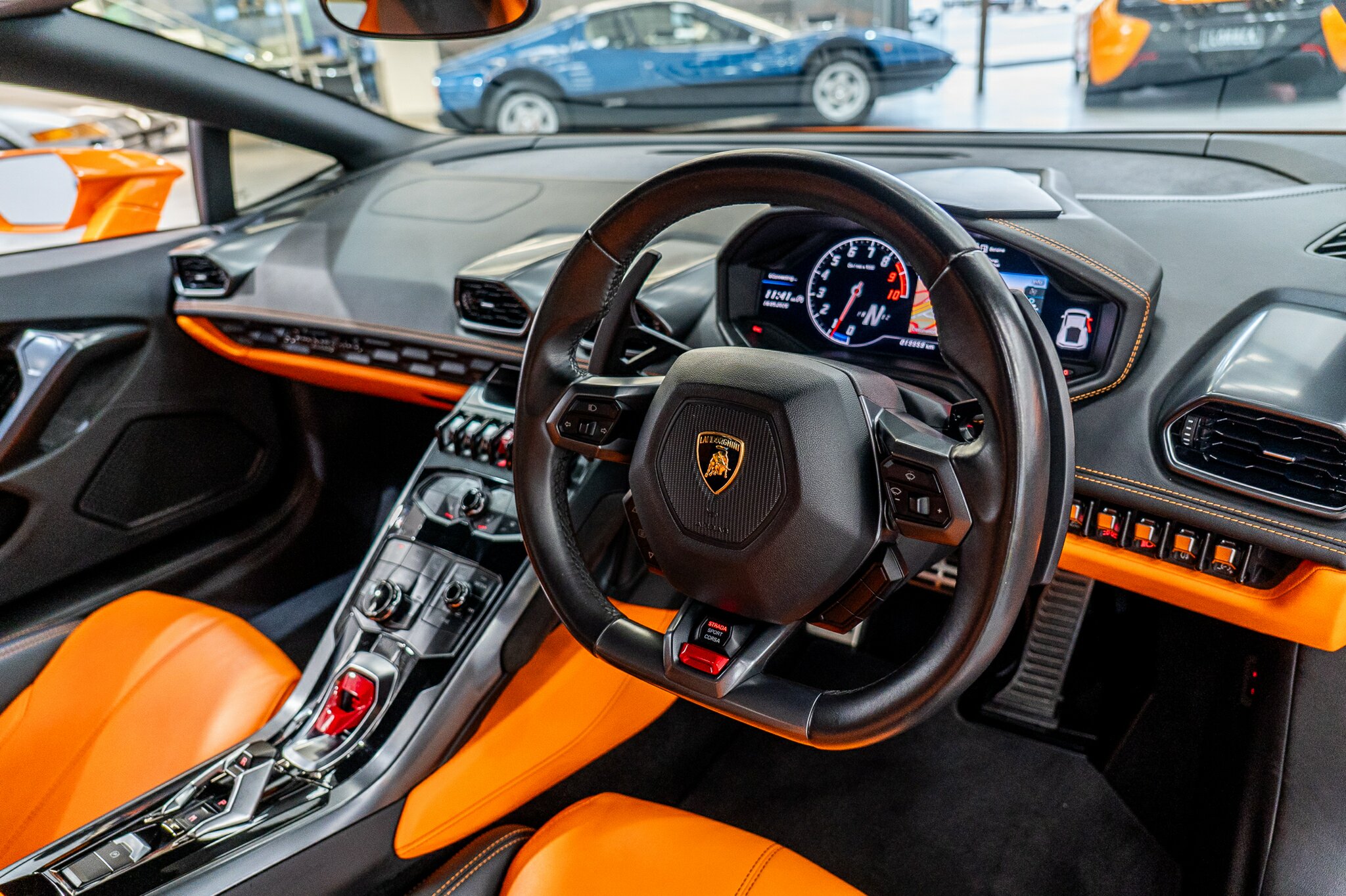 2014 LAMBORGHINI HURACAN 724 LP 610-4 (AWD) 7 SP AUTOMATIC SEDAN