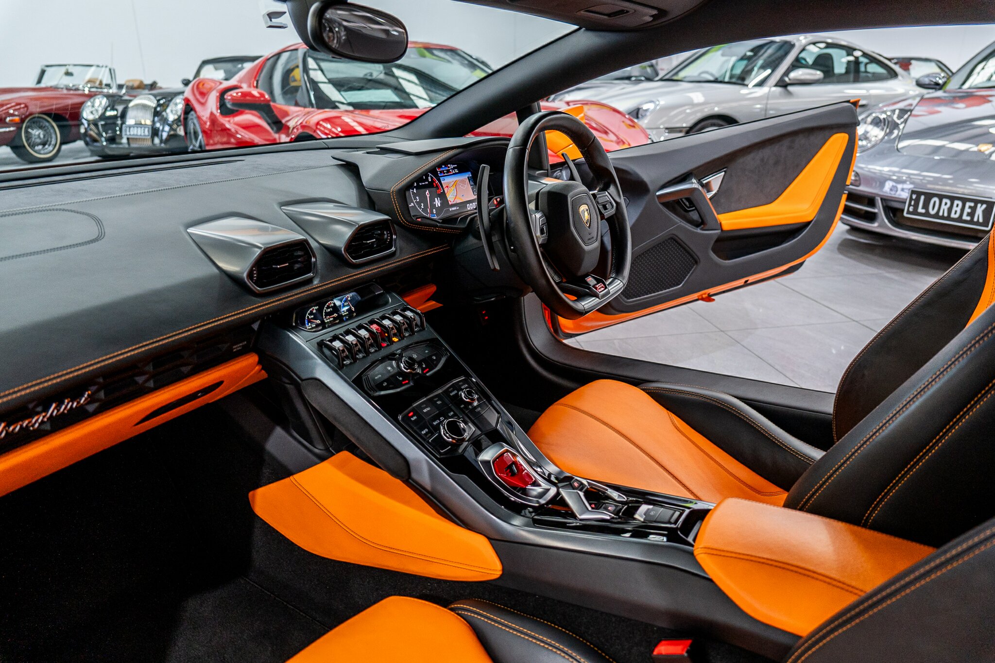 2014 LAMBORGHINI HURACAN 724 LP 610-4 (AWD) 7 SP AUTOMATIC SEDAN
