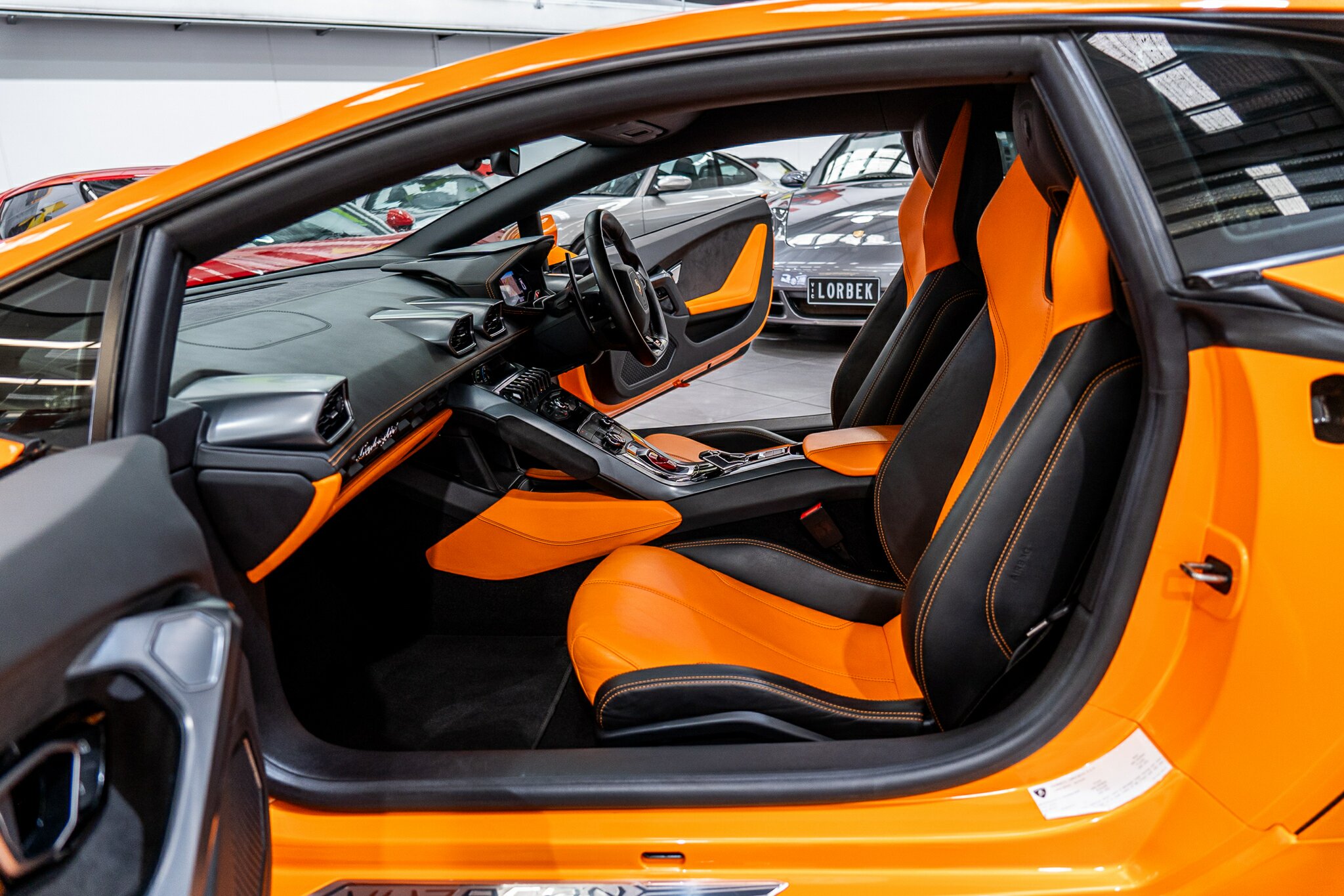 2014 LAMBORGHINI HURACAN 724 LP 610-4 (AWD) 7 SP AUTOMATIC SEDAN