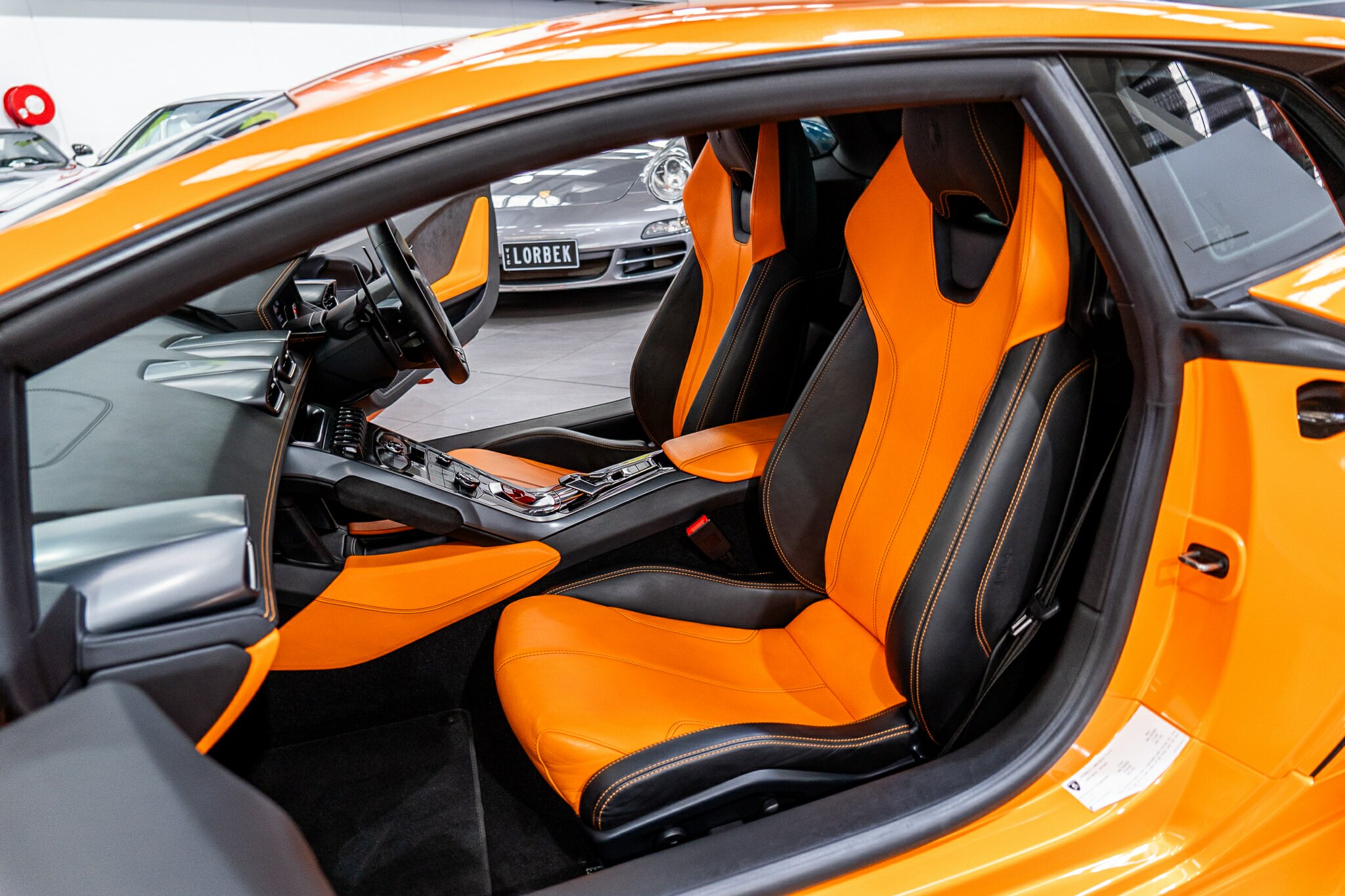 2014 LAMBORGHINI HURACAN 724 LP 610-4 (AWD) 7 SP AUTOMATIC SEDAN