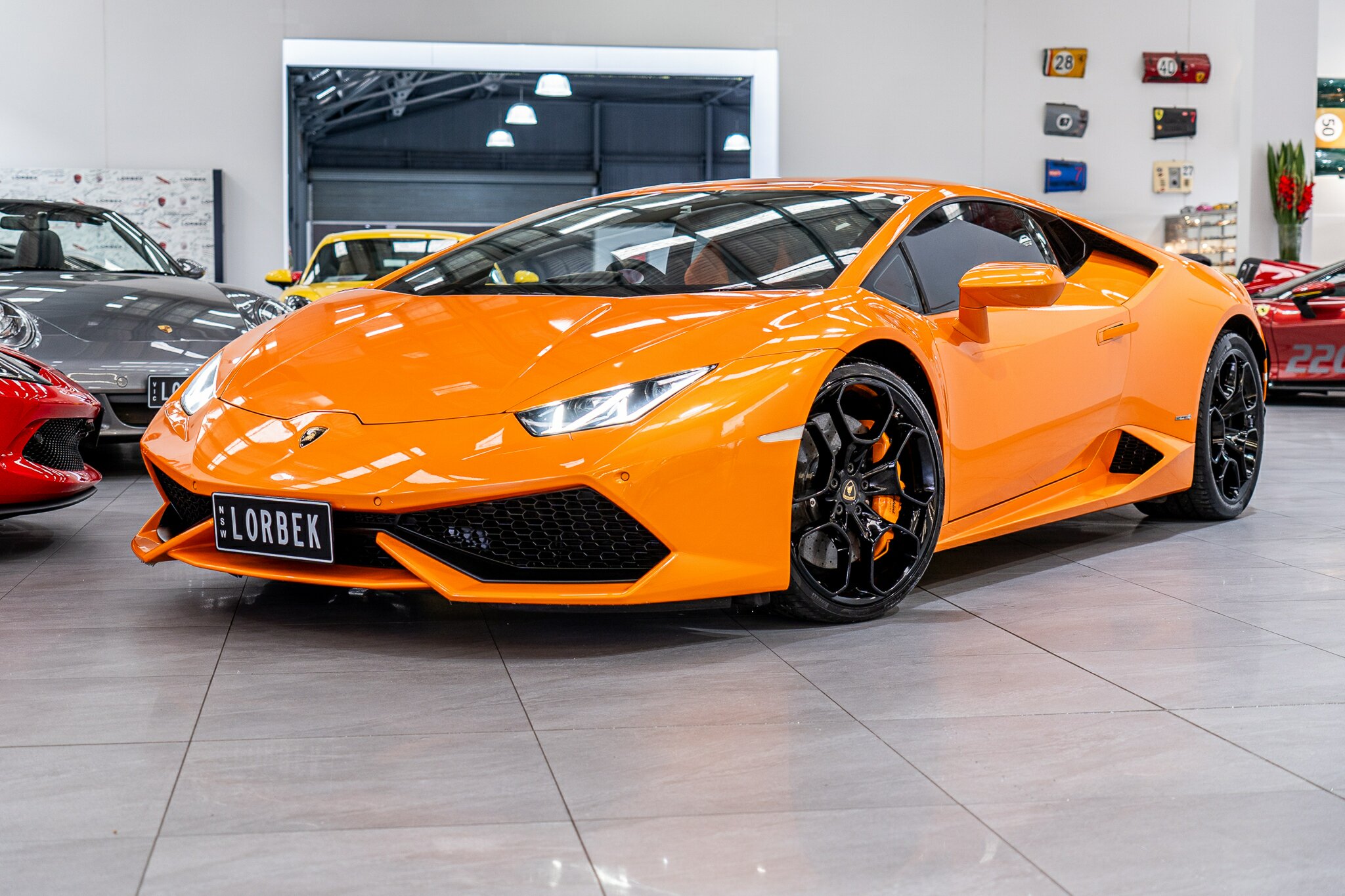 2014 LAMBORGHINI HURACAN 724 LP 610-4 (AWD) 7 SP AUTOMATIC SEDAN
