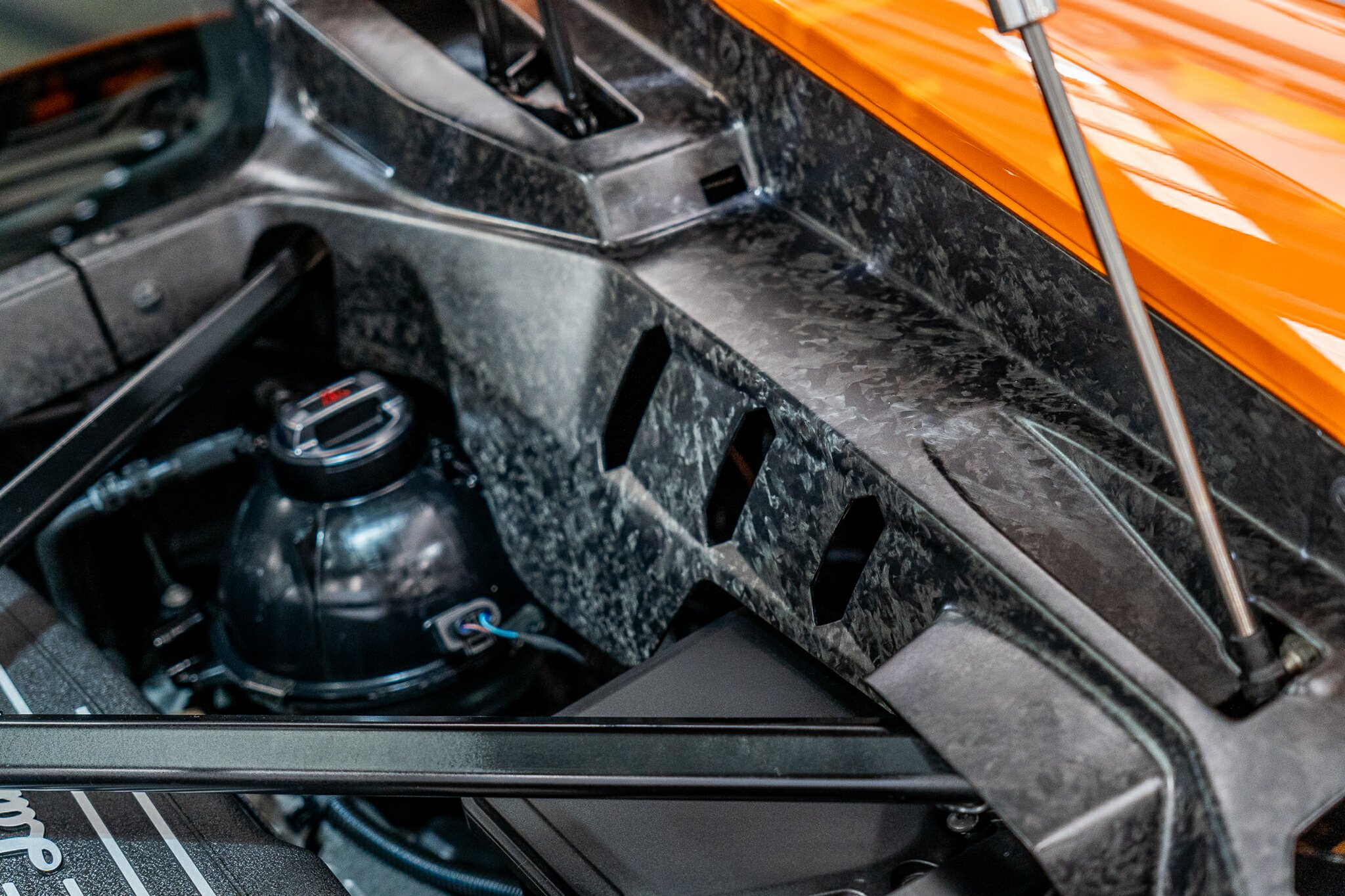 2014 LAMBORGHINI HURACAN 724 LP 610-4 (AWD) 7 SP AUTOMATIC SEDAN