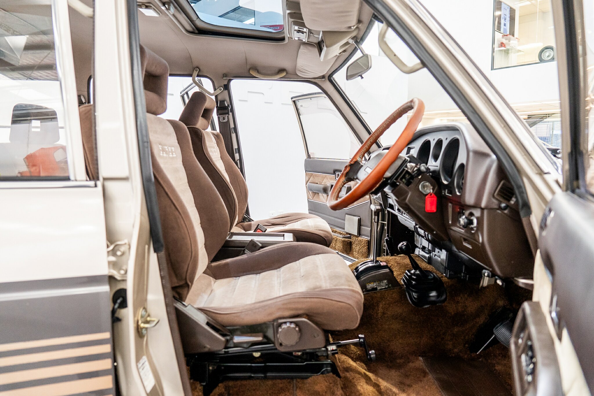 1988 TOYOTA LANDCRUISER VX TURBO (4X4) 4 SP AUTOMATIC 4D WAGON