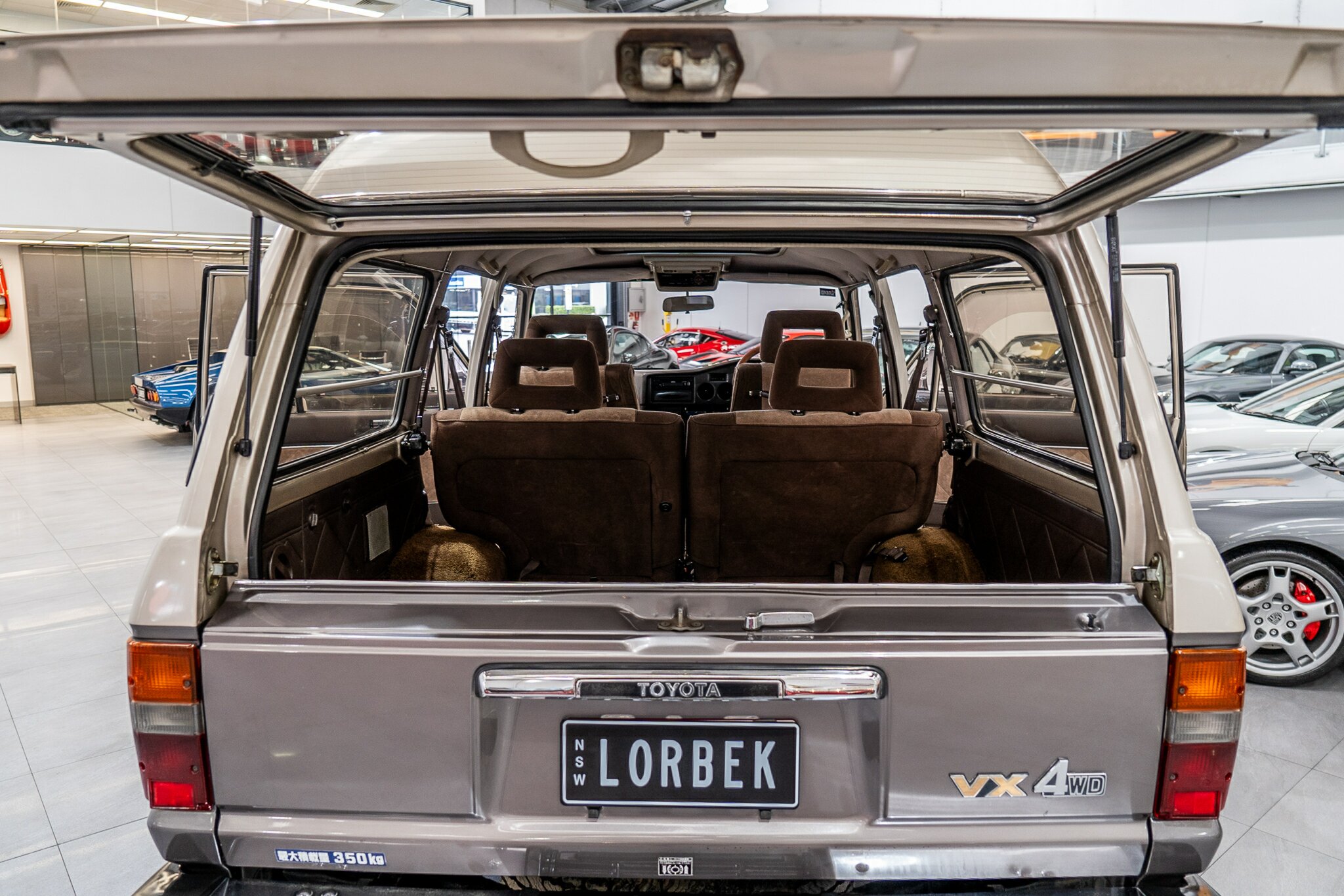1988 TOYOTA LANDCRUISER VX TURBO (4X4) 4 SP AUTOMATIC 4D WAGON
