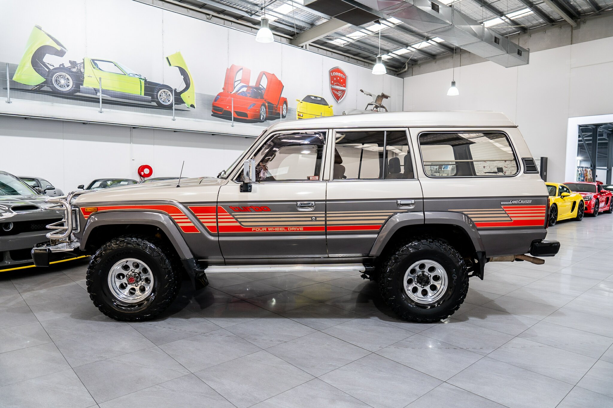 1988 TOYOTA LANDCRUISER VX TURBO (4X4) 4 SP AUTOMATIC 4D WAGON