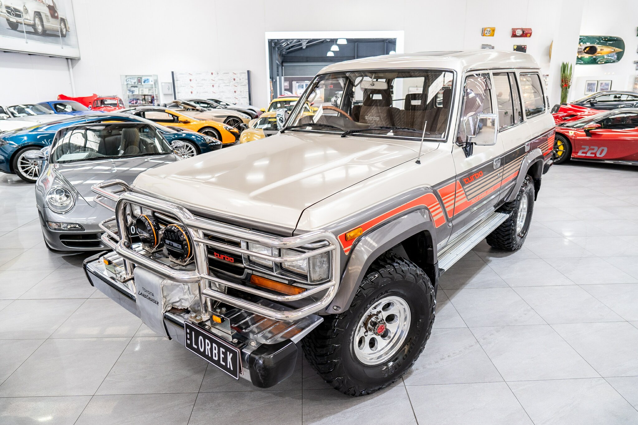 1988 TOYOTA LANDCRUISER VX TURBO (4X4) 4 SP AUTOMATIC 4D WAGON
