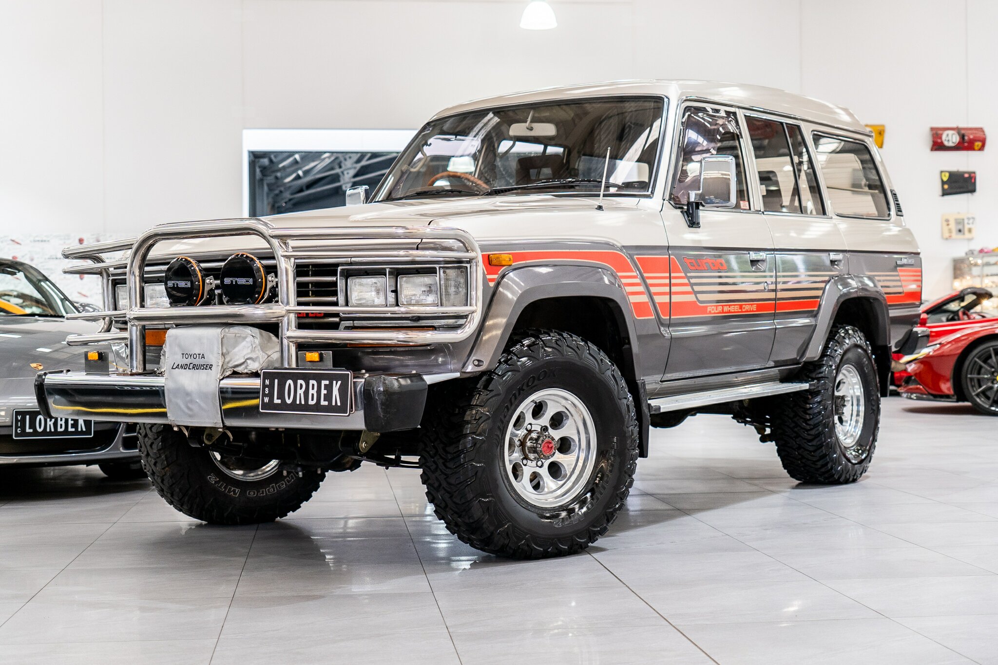 1988 TOYOTA LANDCRUISER VX TURBO (4X4) 4 SP AUTOMATIC 4D WAGON