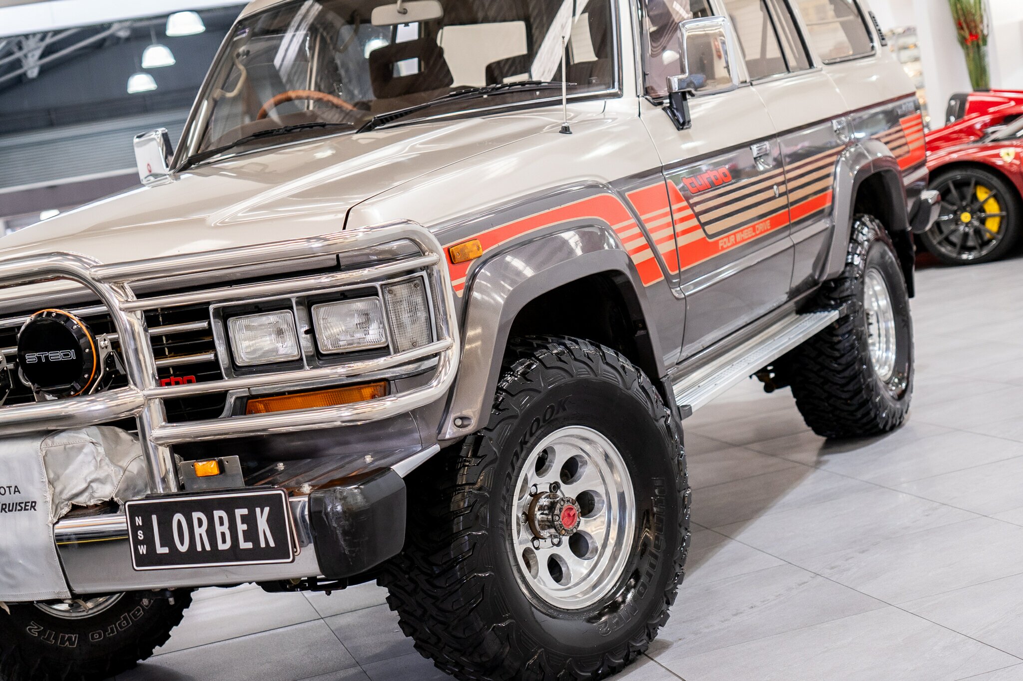 1988 TOYOTA LANDCRUISER VX TURBO (4X4) 4 SP AUTOMATIC 4D WAGON