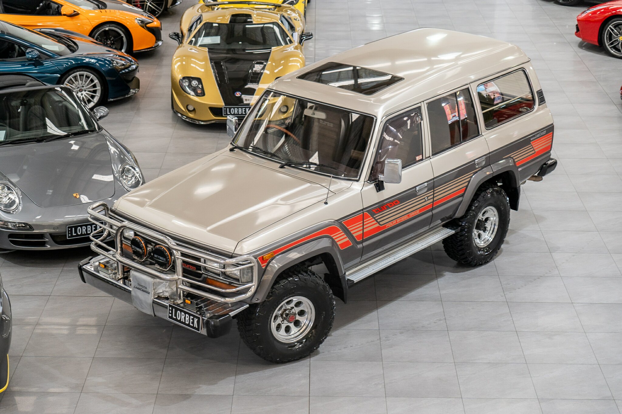 1988 TOYOTA LANDCRUISER VX TURBO (4X4) 4 SP AUTOMATIC 4D WAGON