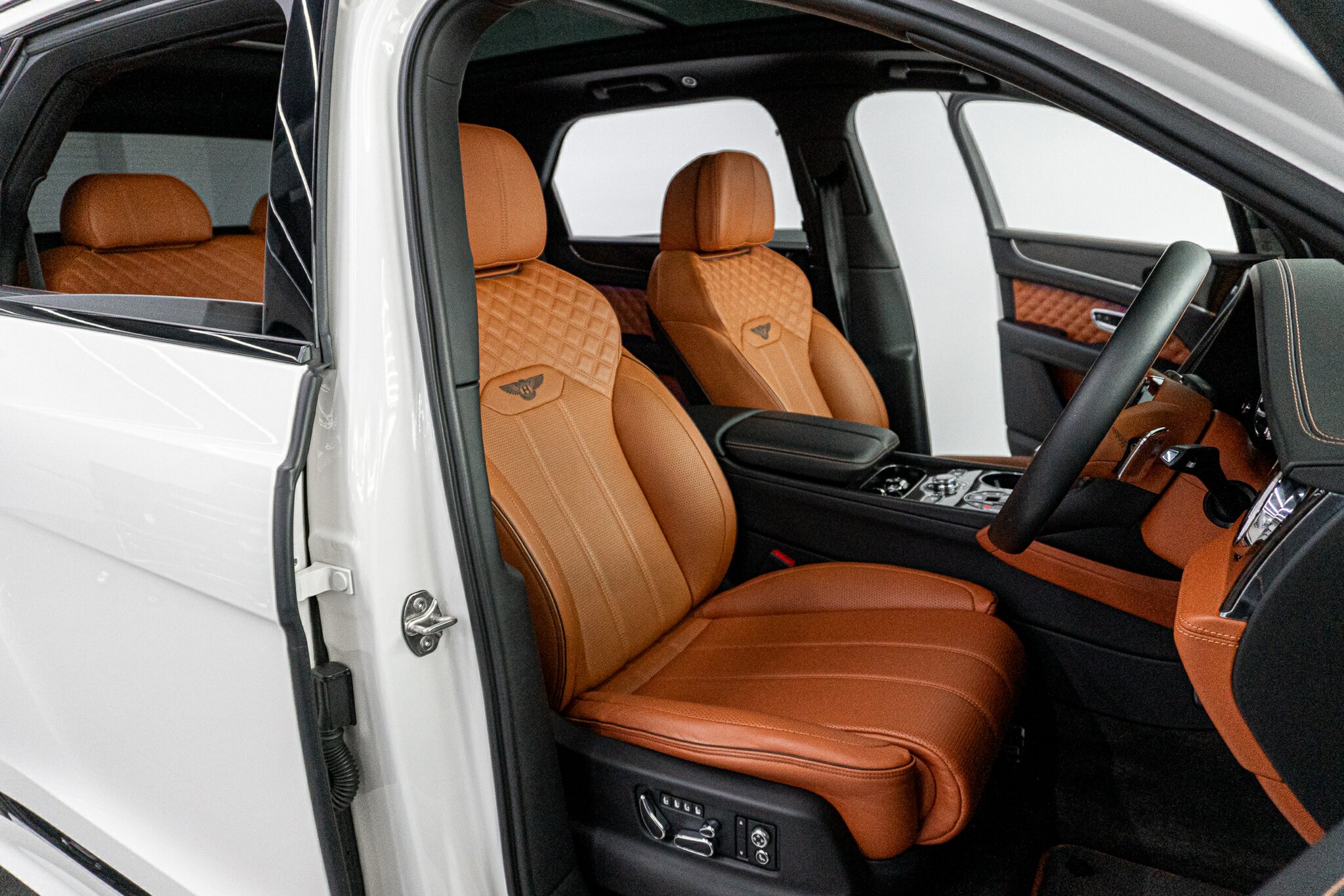 2021 BENTLEY BENTAYGA 4V MY22 V8 8 SP AUTOMATIC 4D WAGON