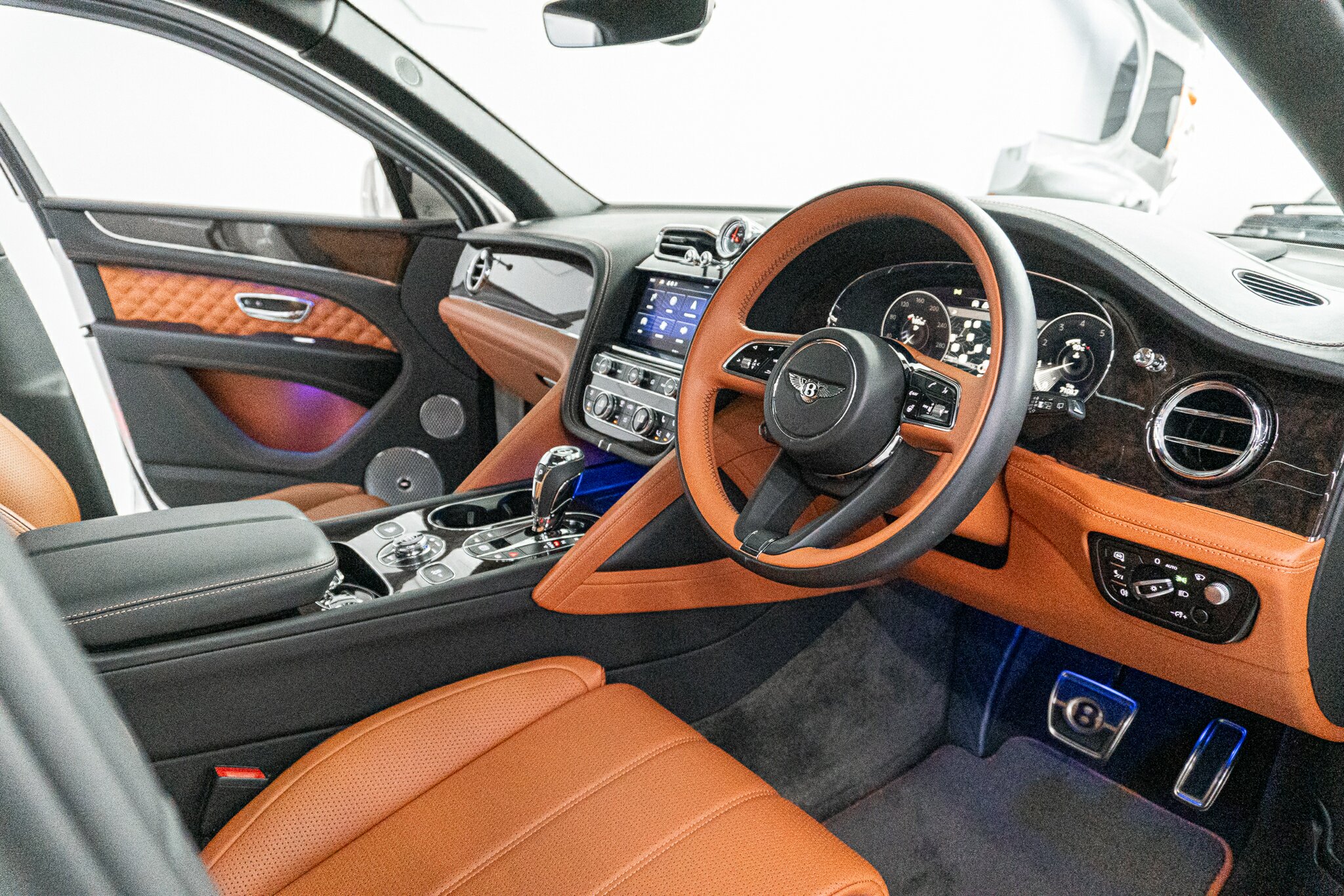 2021 BENTLEY BENTAYGA 4V MY22 V8 8 SP AUTOMATIC 4D WAGON