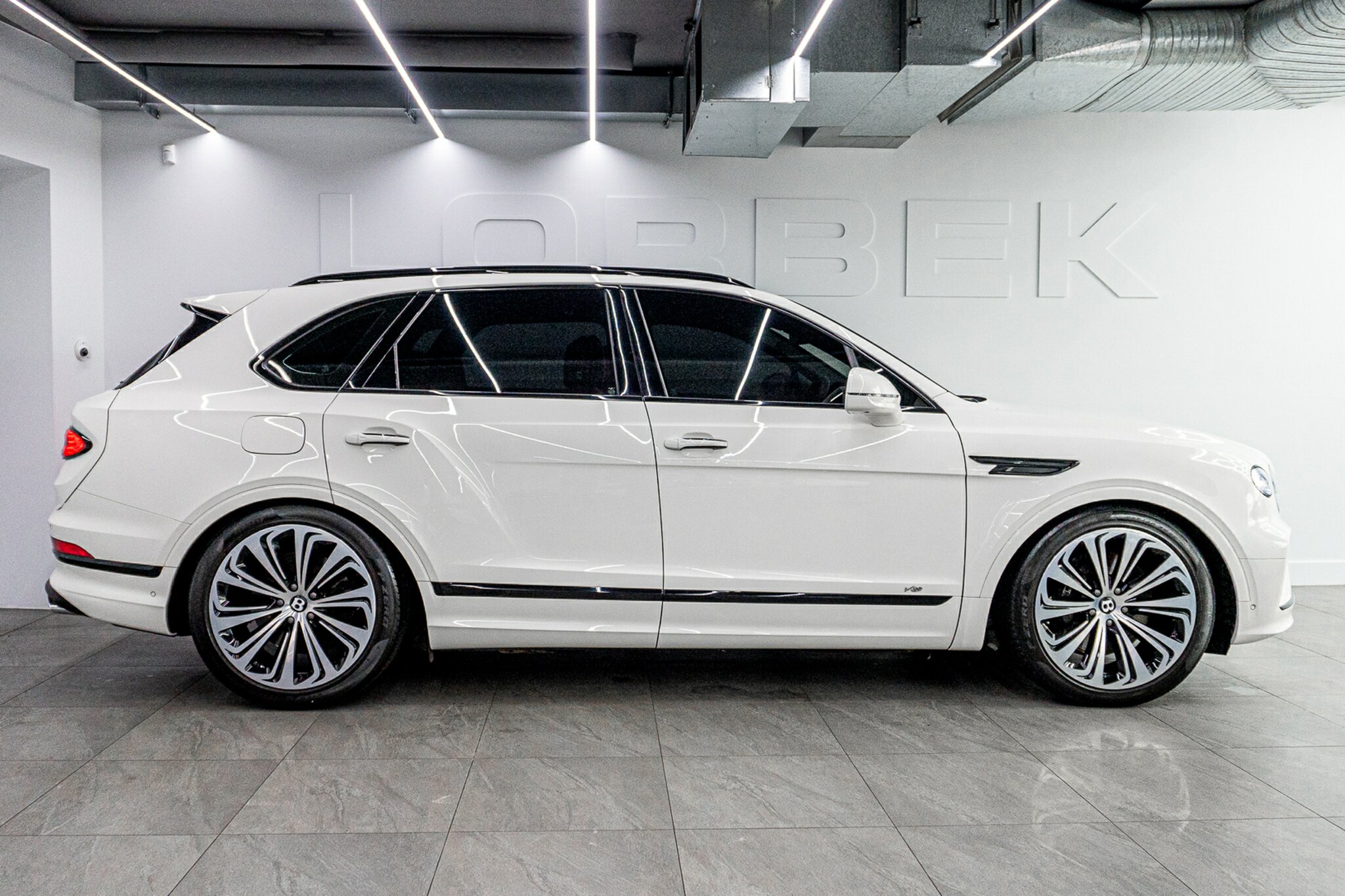 2021 BENTLEY BENTAYGA 4V MY22 V8 8 SP AUTOMATIC 4D WAGON