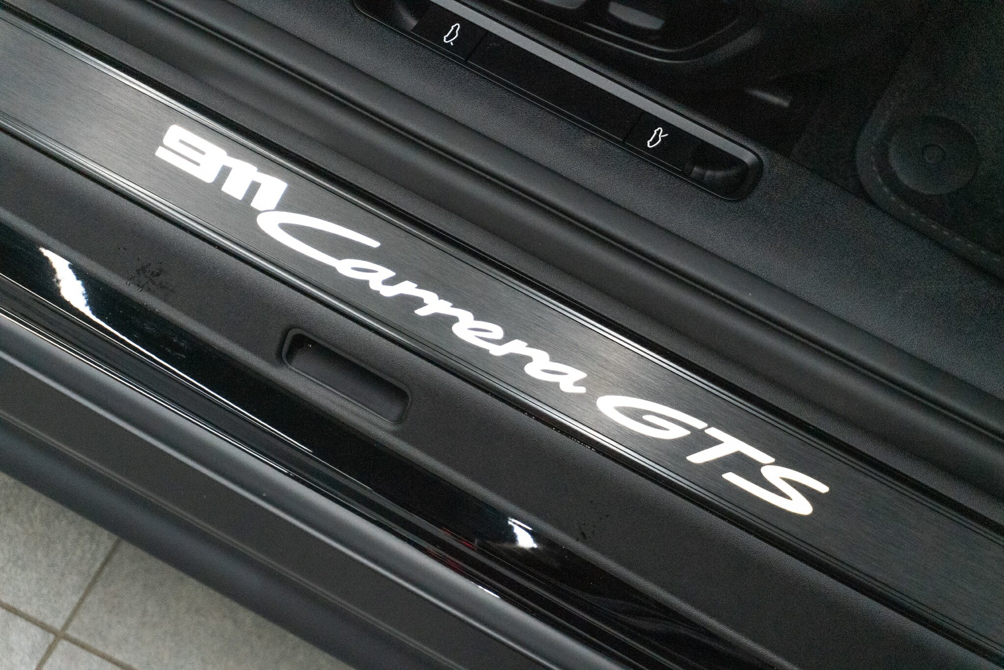 2025 PORSCHE 911 992.2 MY25 CARRERA 4 GTS 8 SP AUTO DUAL CLUTCH SEDAN