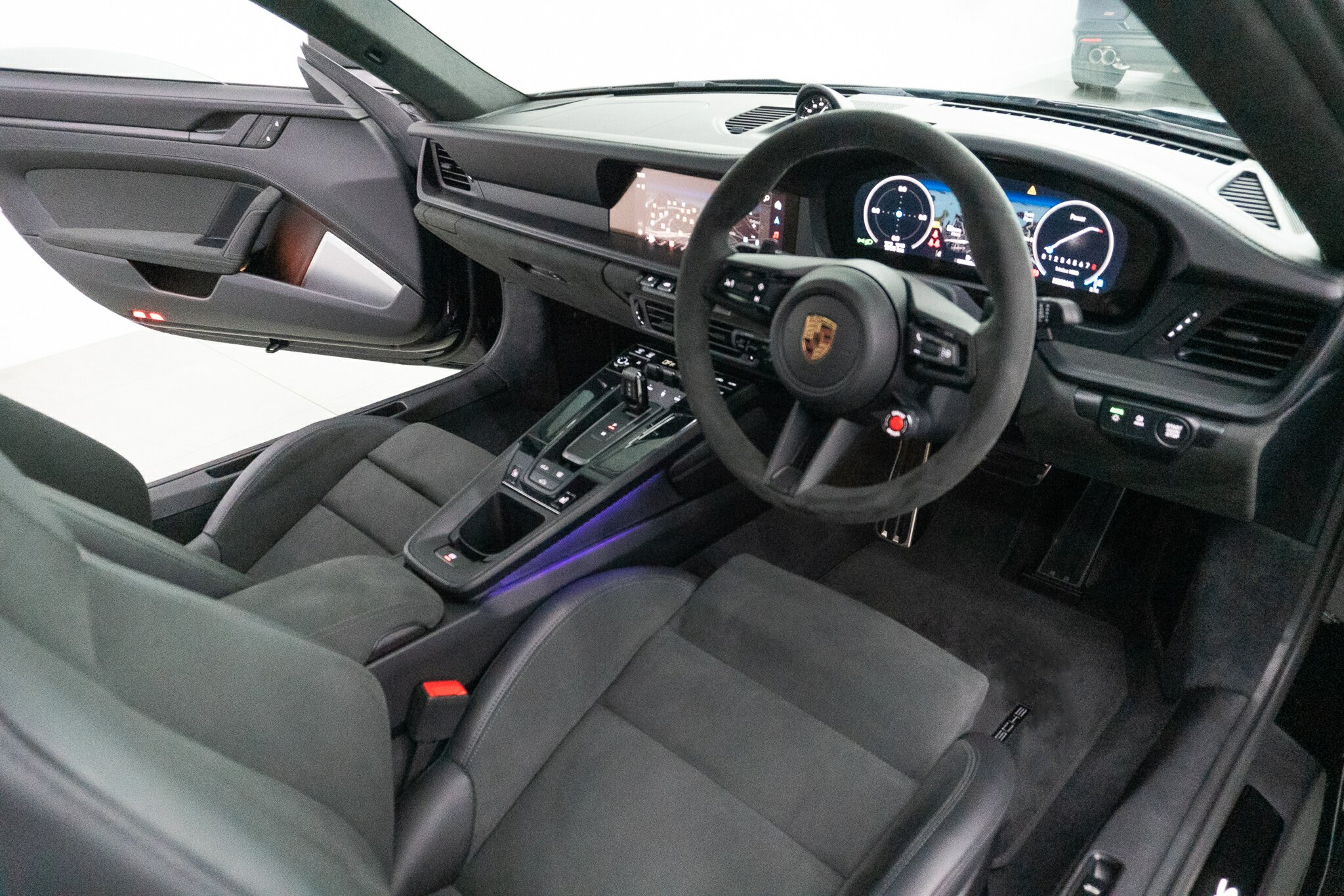 2025 PORSCHE 911 992.2 MY25 CARRERA 4 GTS 8 SP AUTO DUAL CLUTCH SEDAN