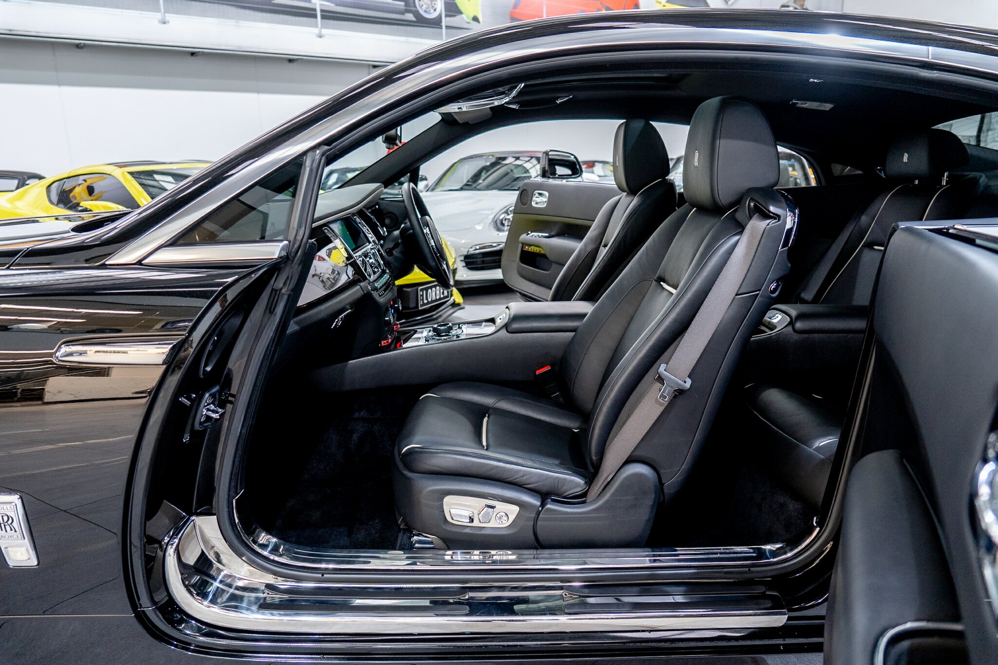 2014 ROLLS-ROYCE WRAITH 8 SP AUTOMATIC SEDAN