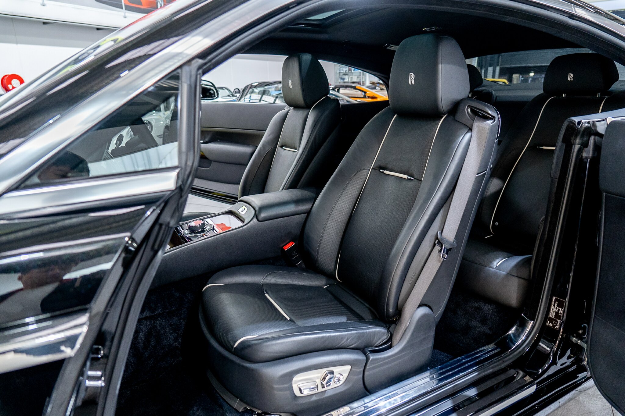 2014 ROLLS-ROYCE WRAITH 8 SP AUTOMATIC SEDAN