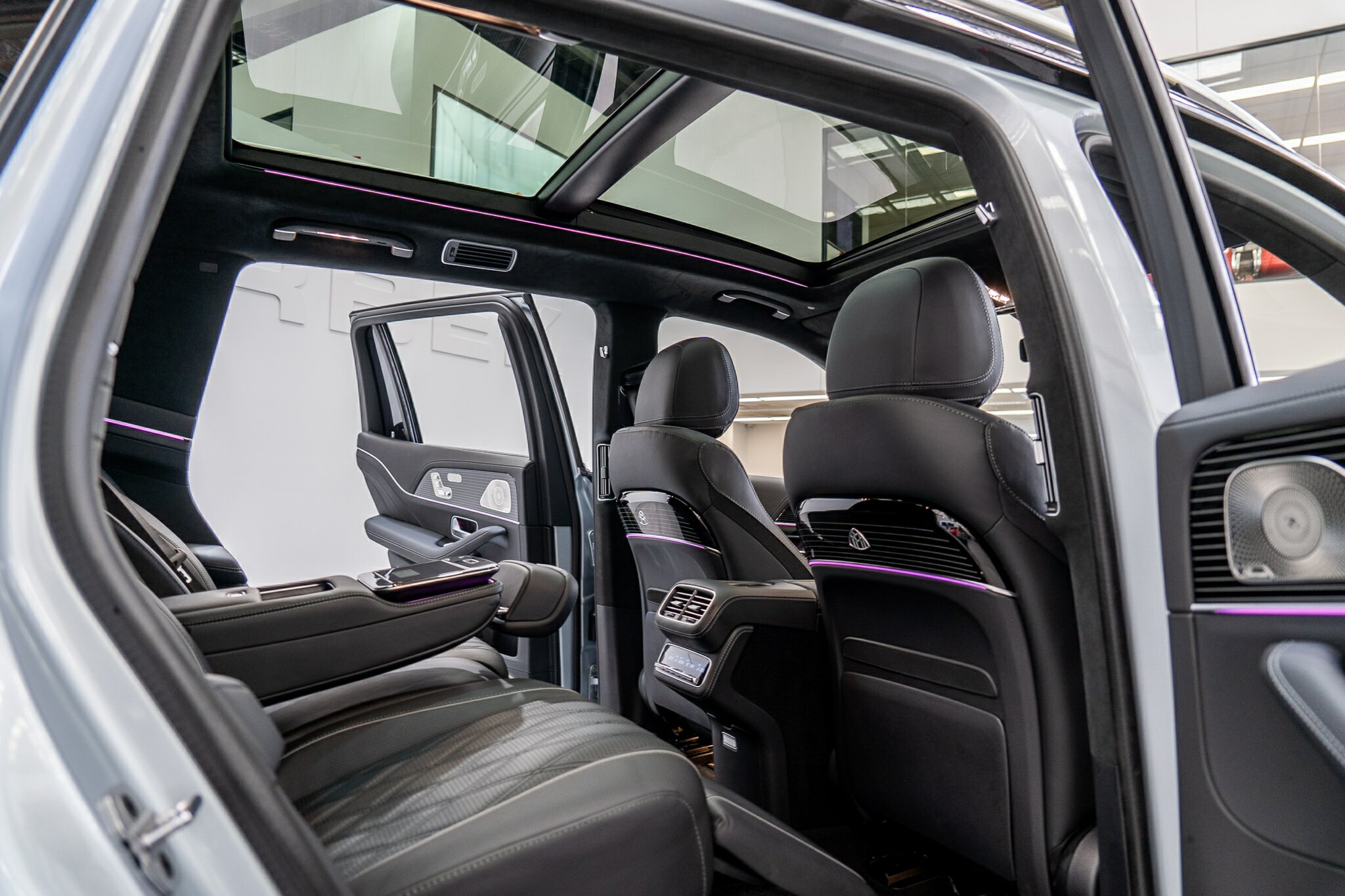2023 MERCEDES-MAYBACH GLS X167 MY24 600 4MATIC FL (MHEV) 9 SP AUTOMATIC G-TRONIC 4D WAGON
