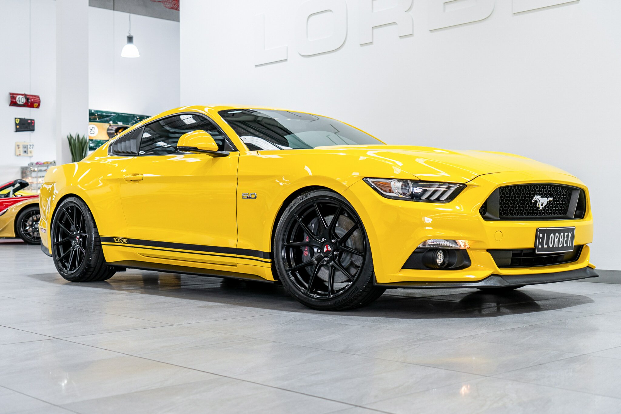 2016 FORD MUSTANG FM MY17 FASTBACK GT 5.0 V8 6 SP AUTOMATIC SEDAN