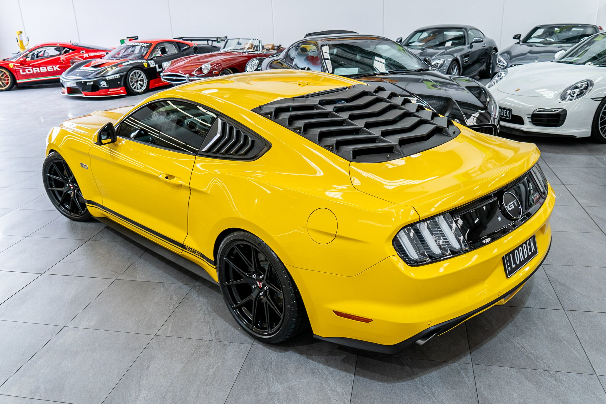 2016 FORD MUSTANG FM MY17 FASTBACK GT 5.0 V8 6 SP AUTOMATIC SEDAN