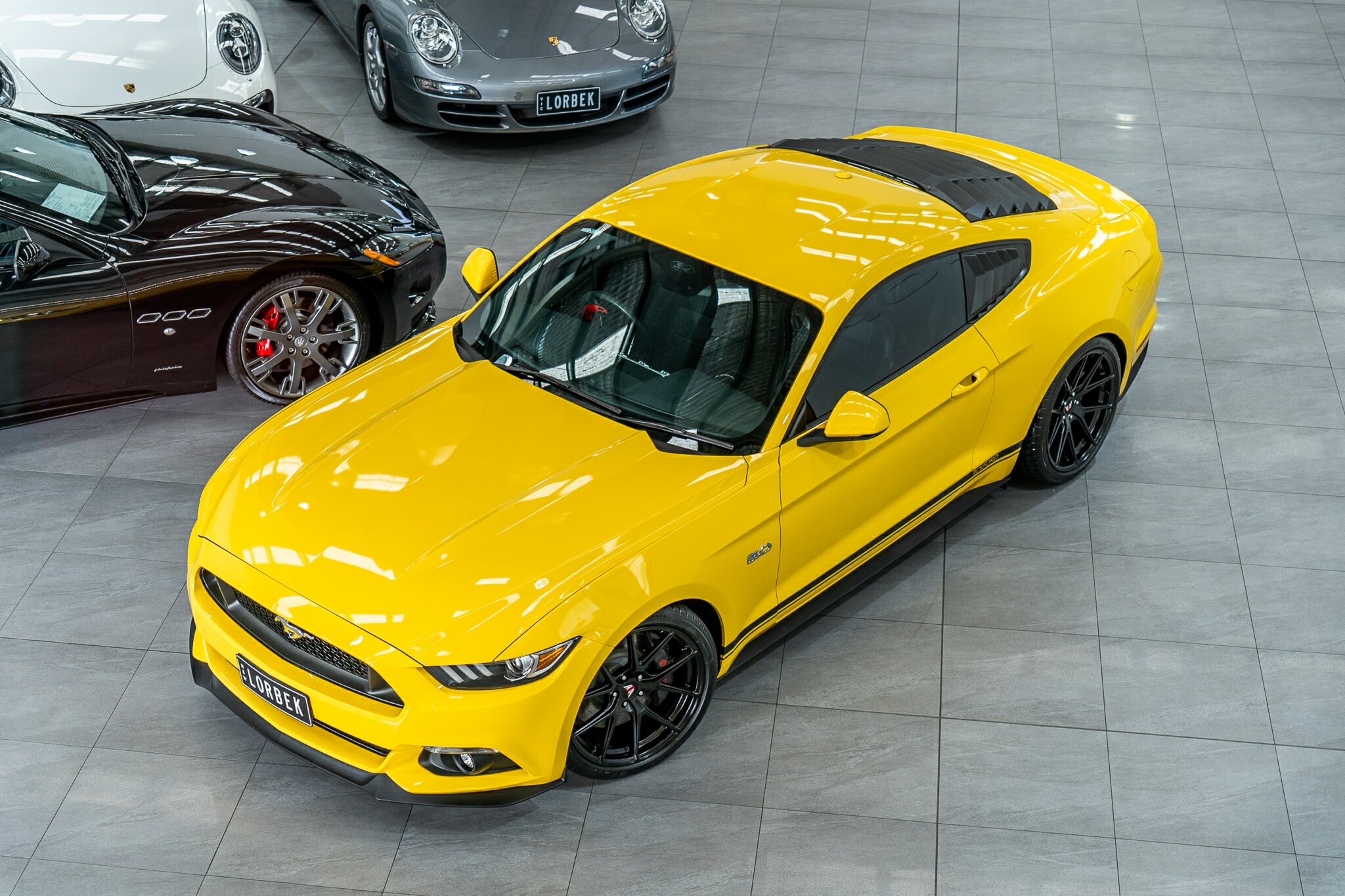 2016 FORD MUSTANG FM MY17 FASTBACK GT 5.0 V8 6 SP AUTOMATIC SEDAN