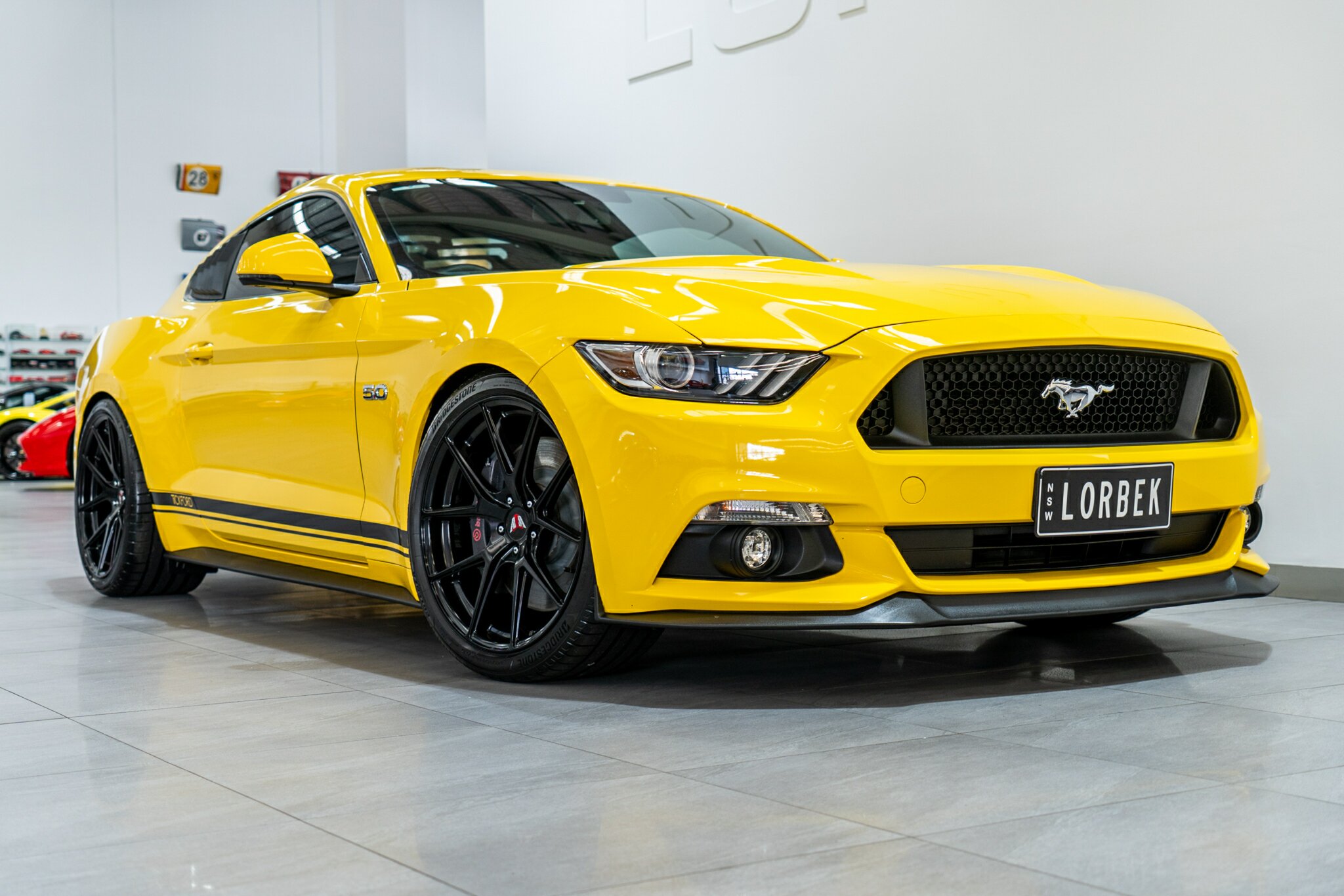 2016 FORD MUSTANG FM MY17 FASTBACK GT 5.0 V8 6 SP AUTOMATIC SEDAN