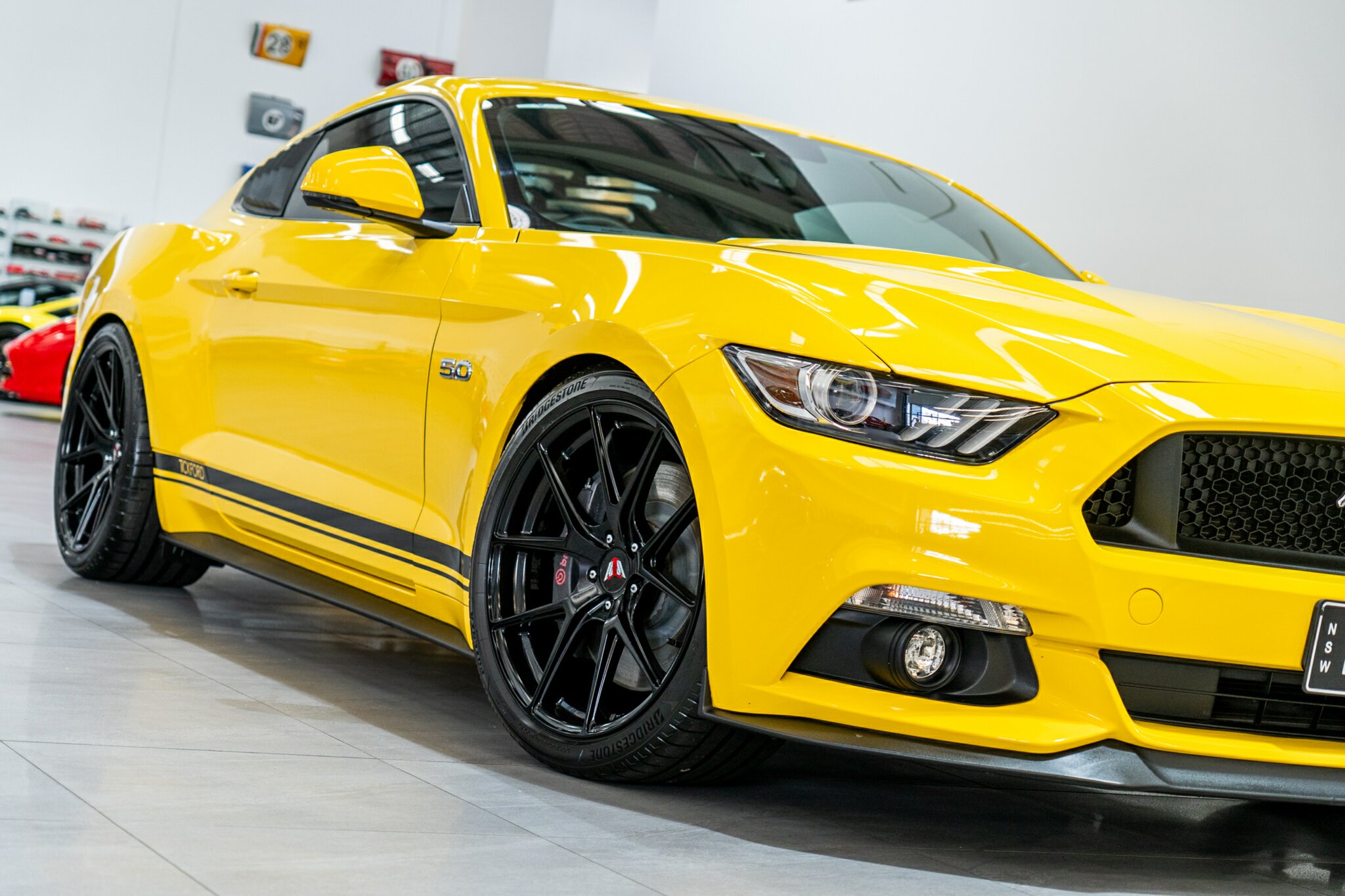 2016 FORD MUSTANG FM MY17 FASTBACK GT 5.0 V8 6 SP AUTOMATIC SEDAN