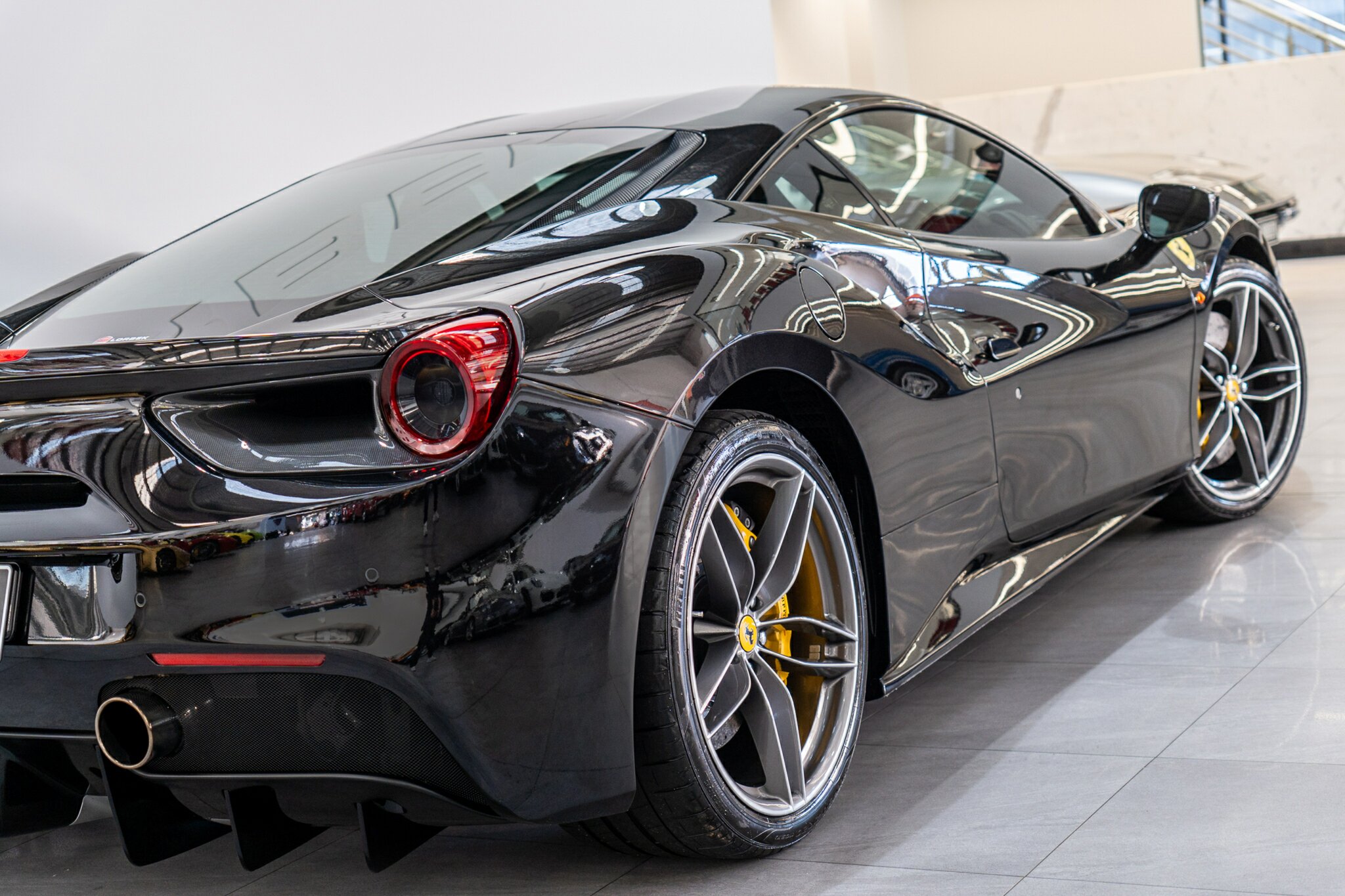 2017 FERRARI 488 GTB 7 SP AUTO MAN DUAL CLUTCH SEDAN