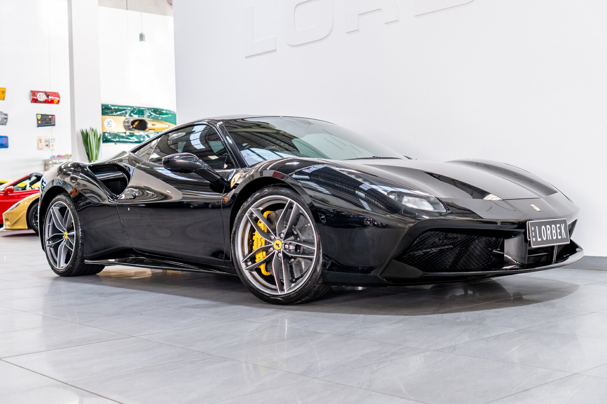 2017 FERRARI 488 GTB 7 SP AUTO MAN DUAL CLUTCH SEDAN
