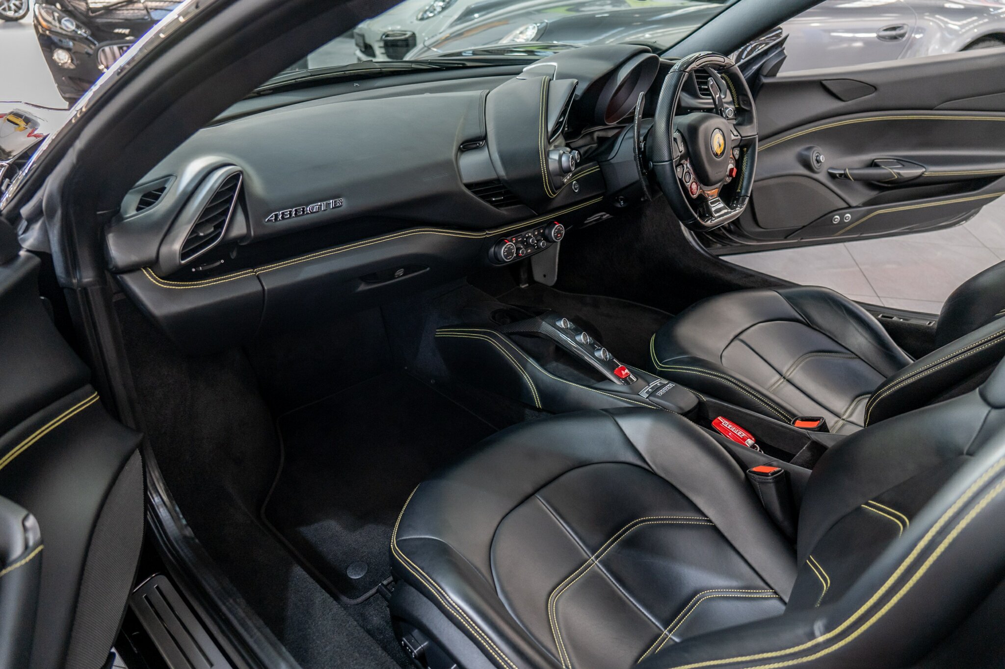 2017 FERRARI 488 GTB 7 SP AUTO MAN DUAL CLUTCH SEDAN