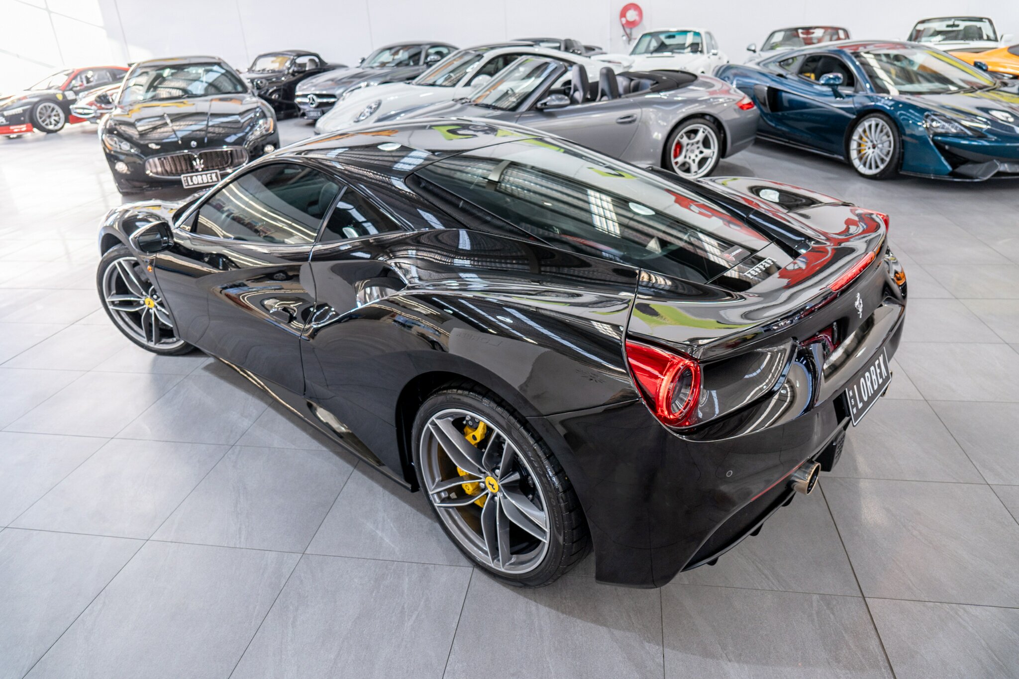 2017 FERRARI 488 GTB 7 SP AUTO MAN DUAL CLUTCH SEDAN