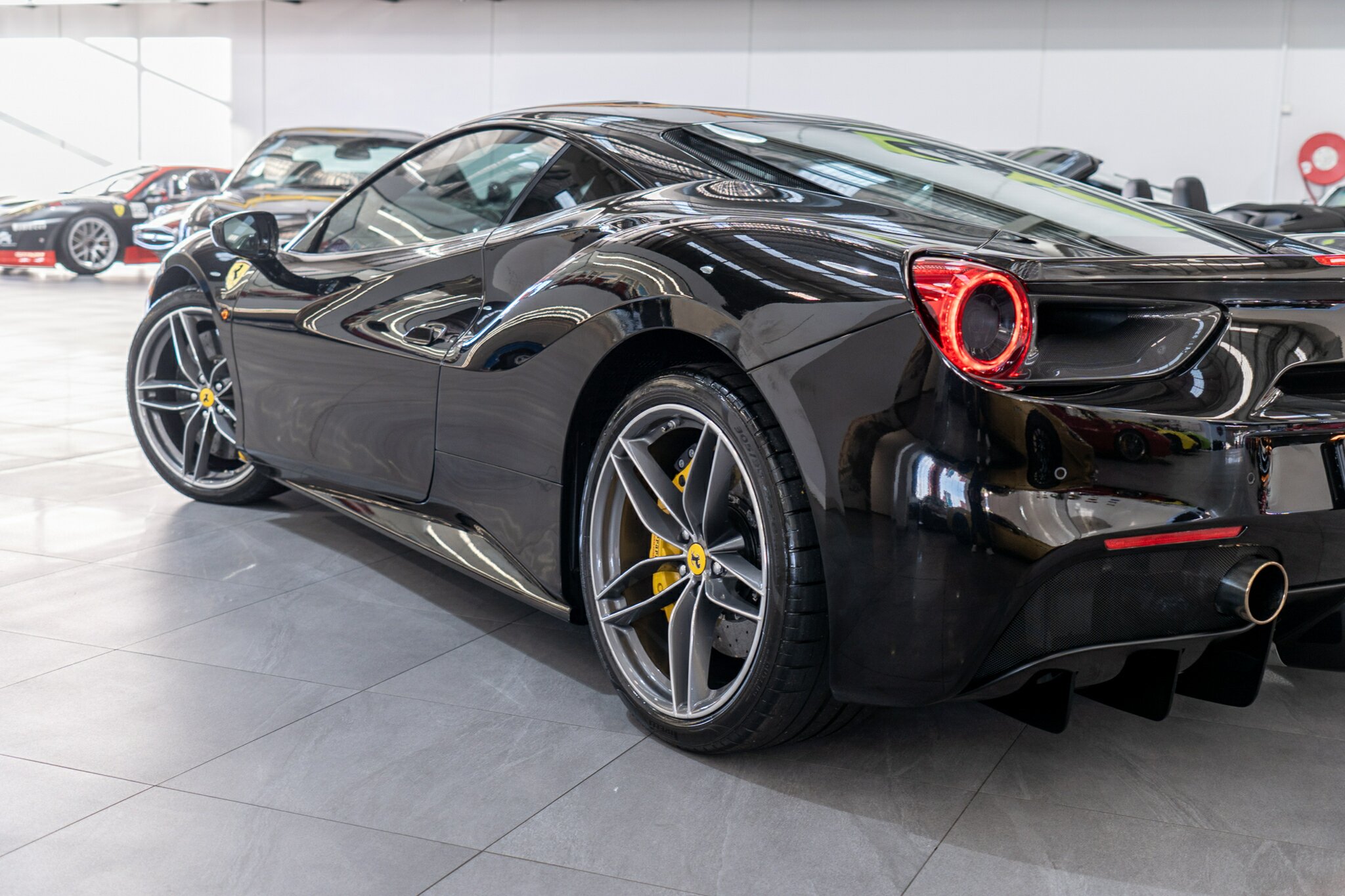 2017 FERRARI 488 GTB 7 SP AUTO MAN DUAL CLUTCH SEDAN