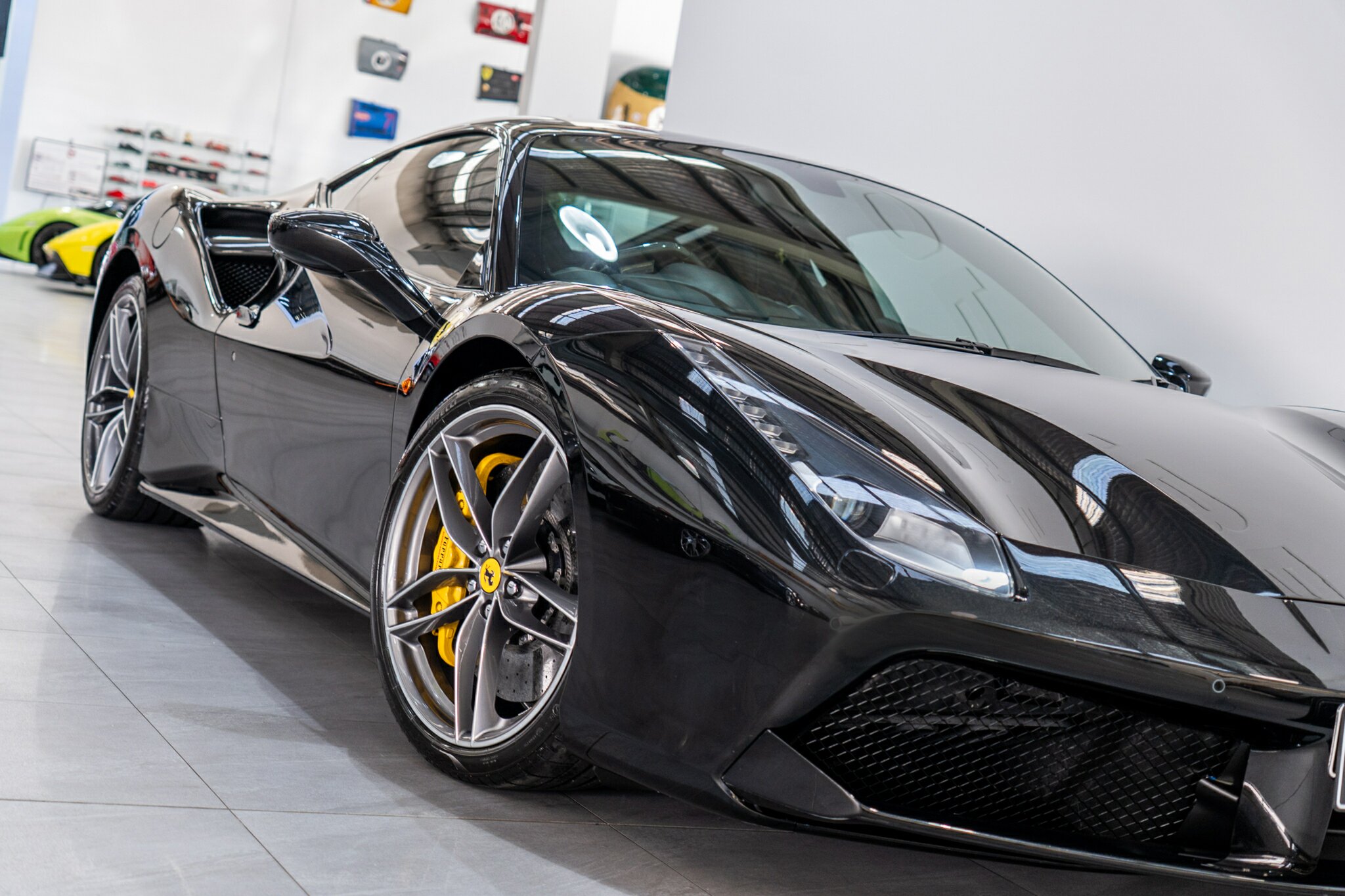 2017 FERRARI 488 GTB 7 SP AUTO MAN DUAL CLUTCH SEDAN