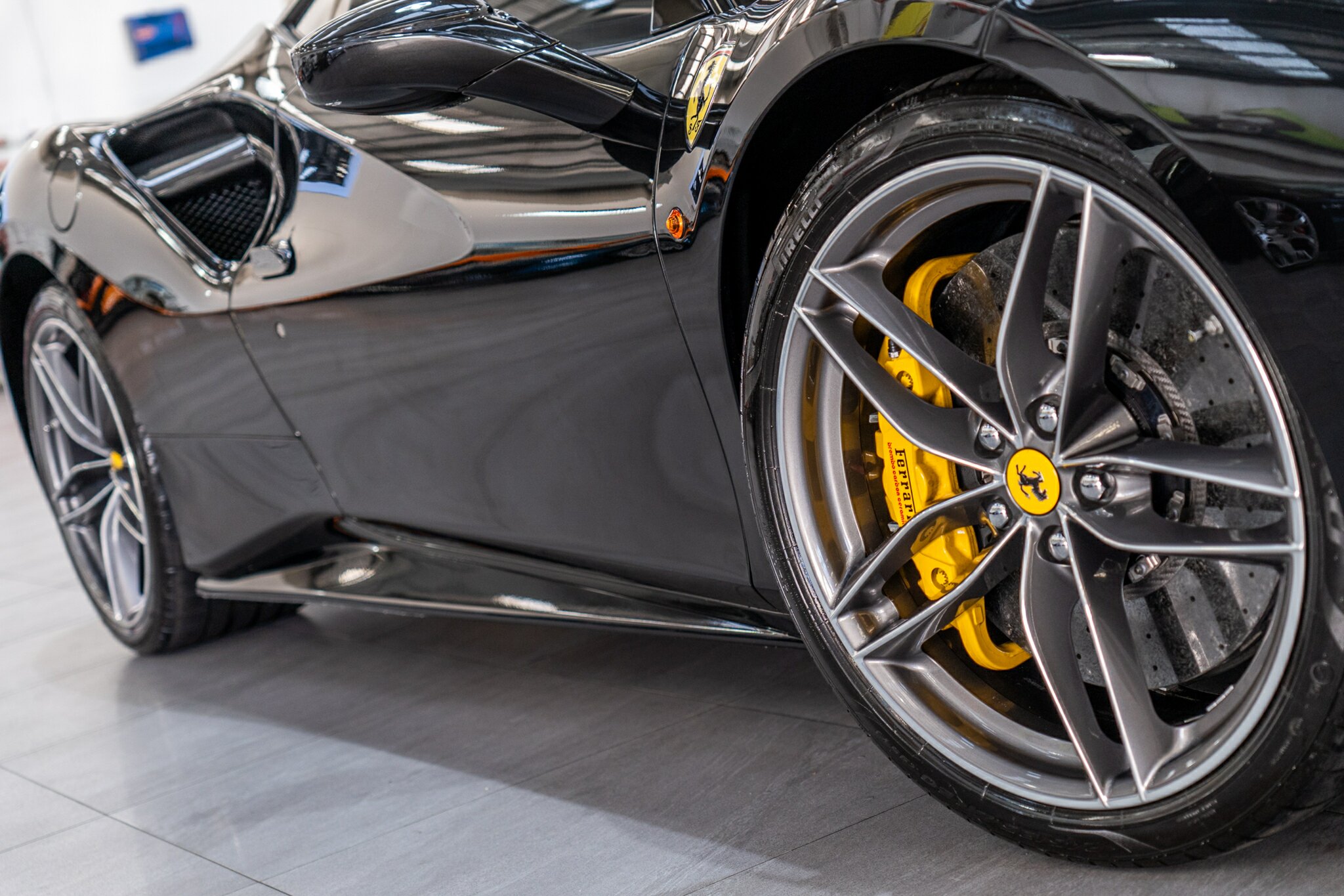 2017 FERRARI 488 GTB 7 SP AUTO MAN DUAL CLUTCH SEDAN