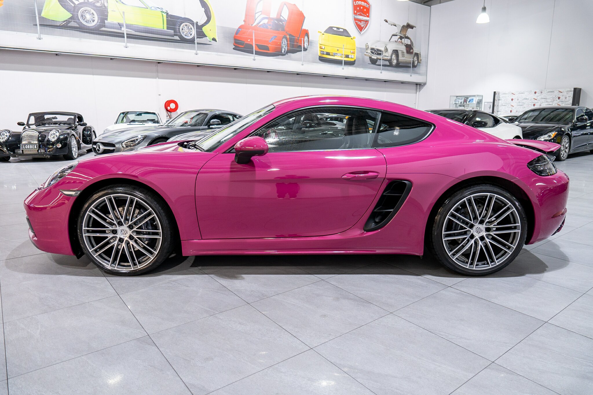 2023 PORSCHE 718 982 MY24 CAYMAN 7 SP AUTO DUAL CLUTCH SEDAN