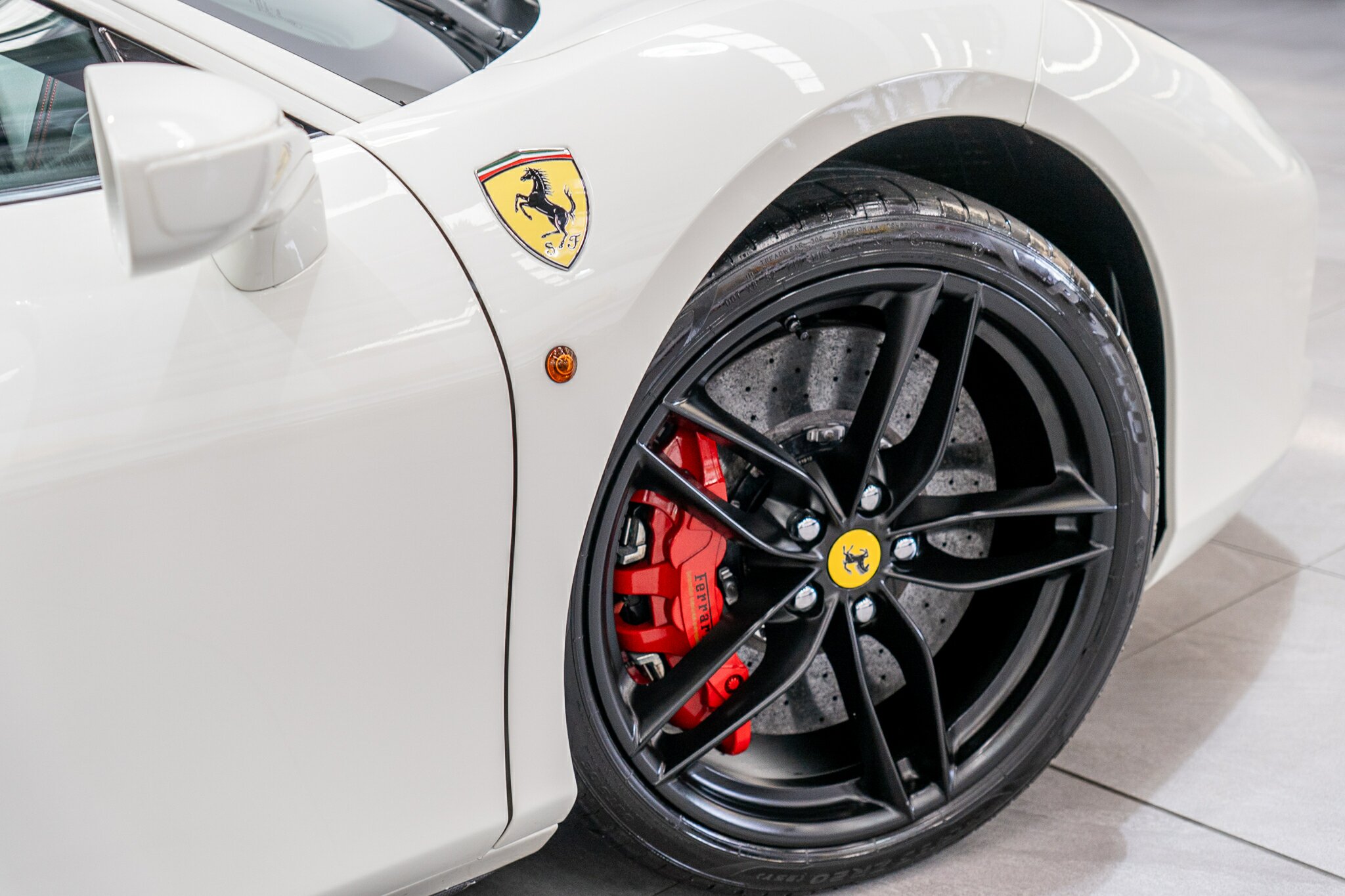 2016 FERRARI 488 GTB 7 SP AUTO MAN DUAL CLUTCH SEDAN